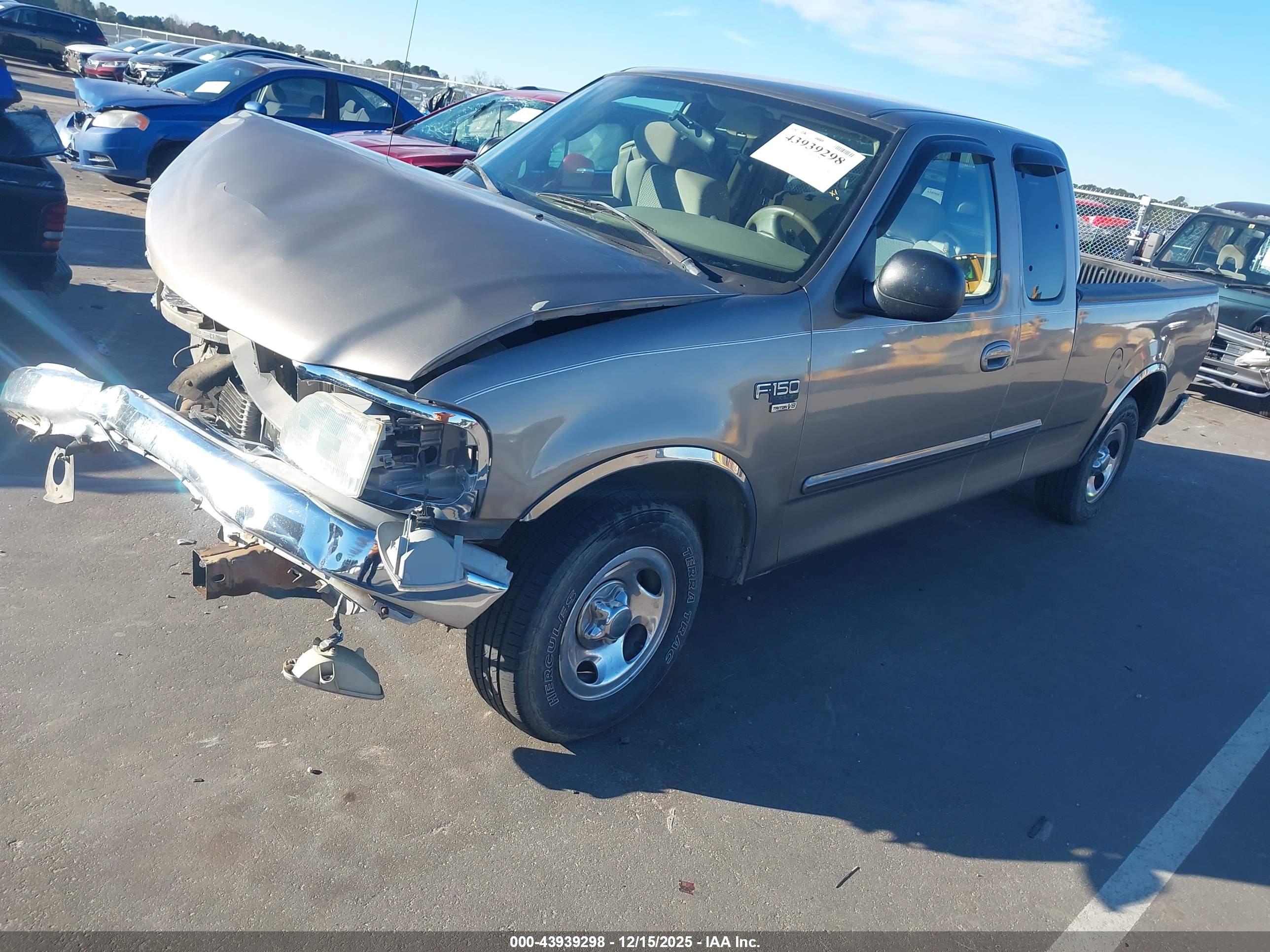 FORD F-150 image 2