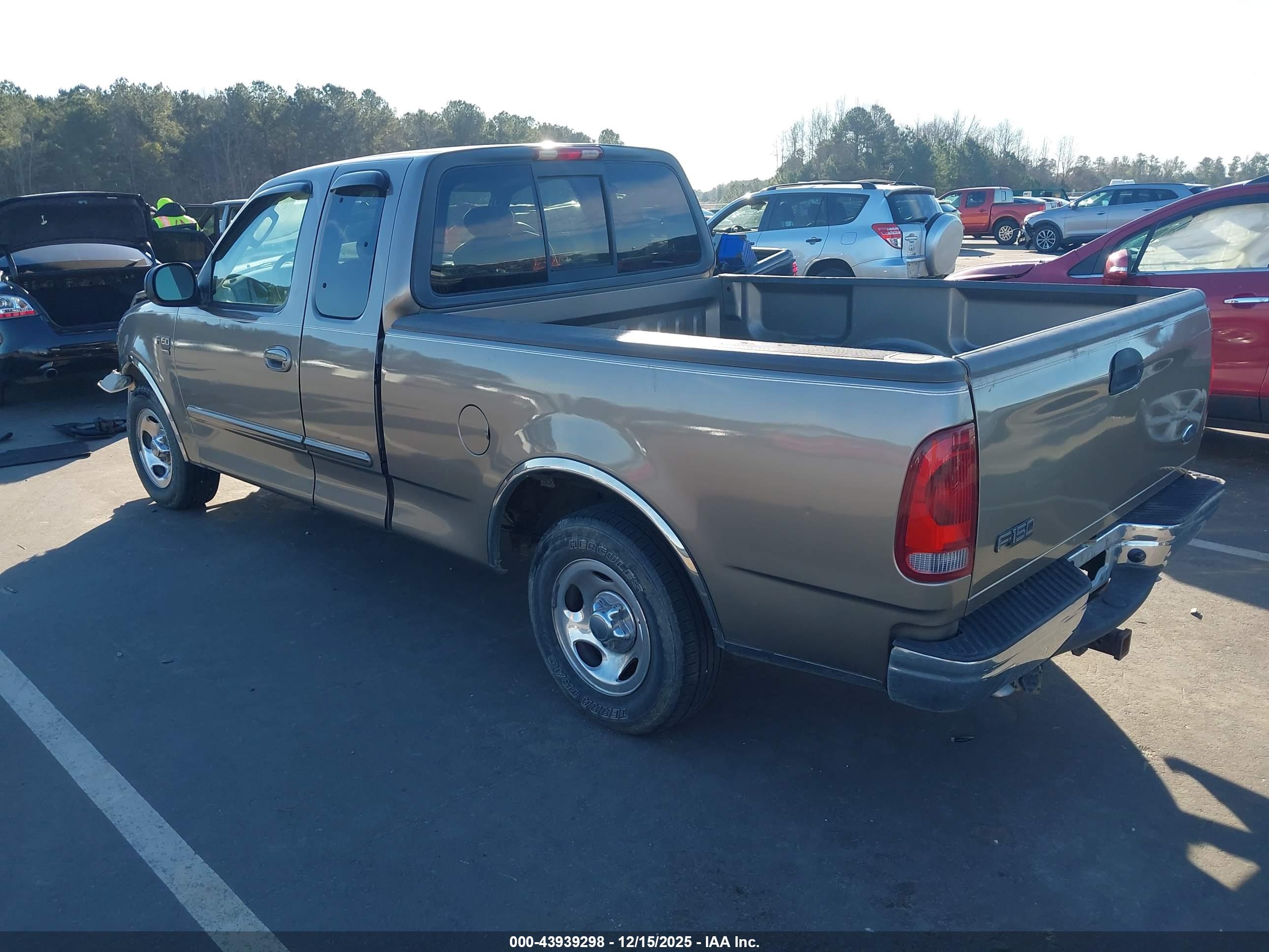 FORD F-150 image 3