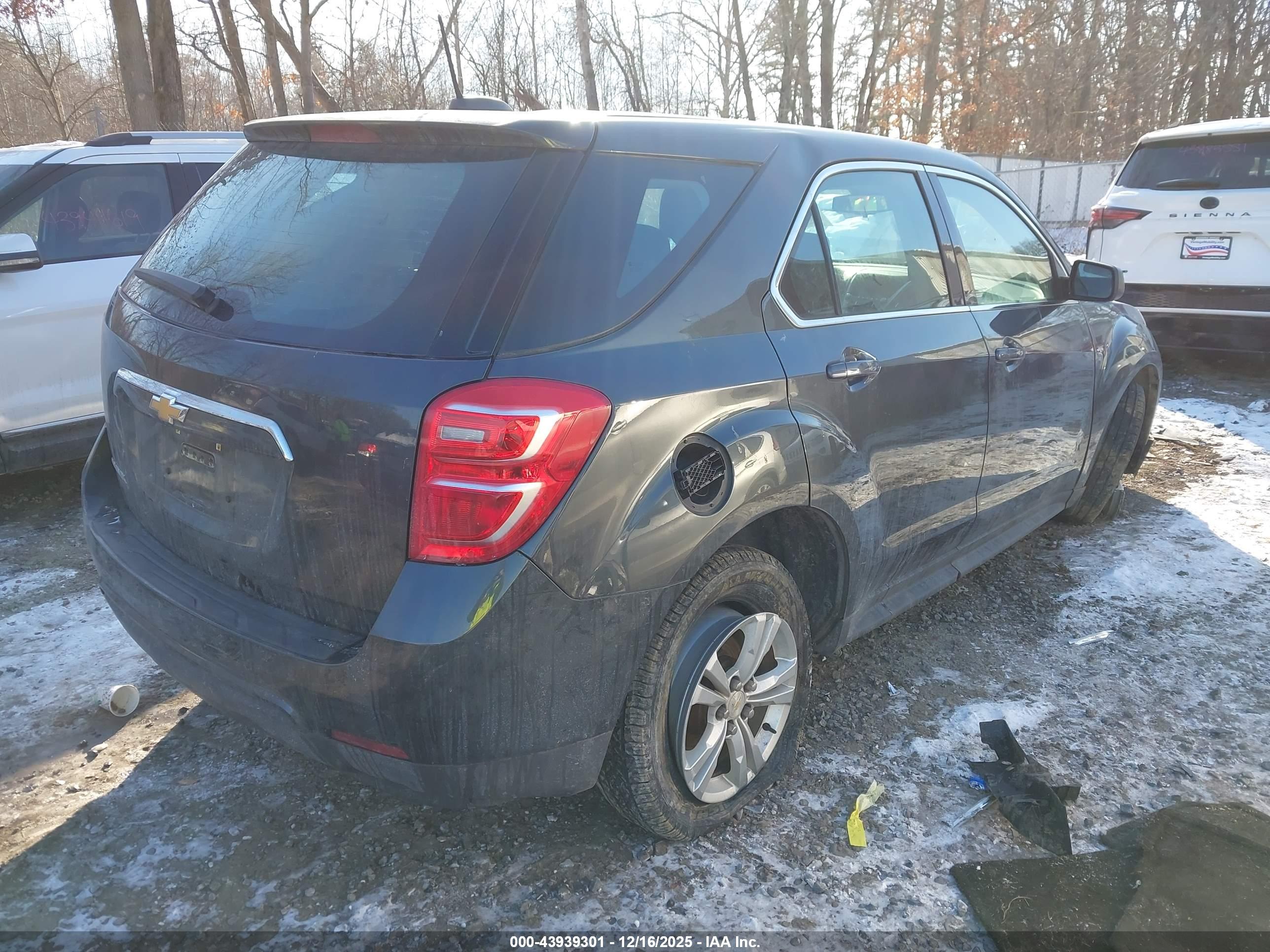 CHEVROLET EQUINOX image 4