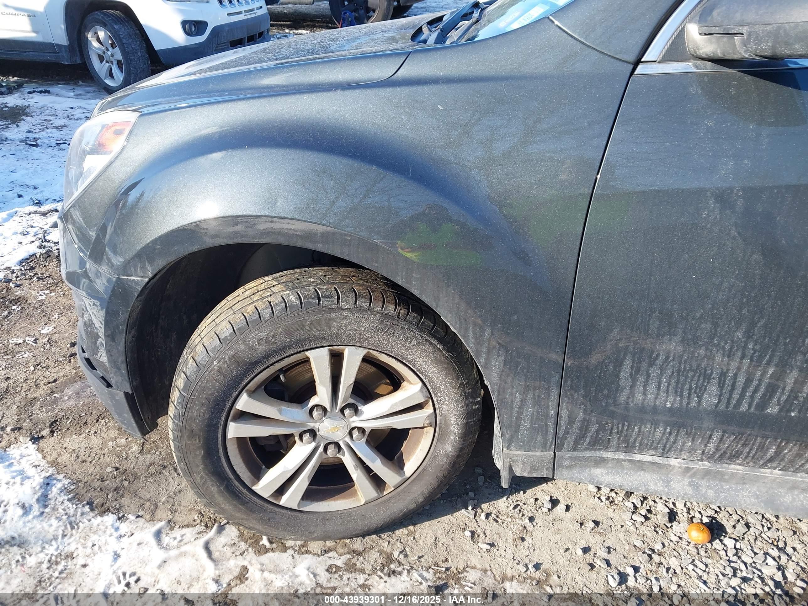 CHEVROLET EQUINOX image 6