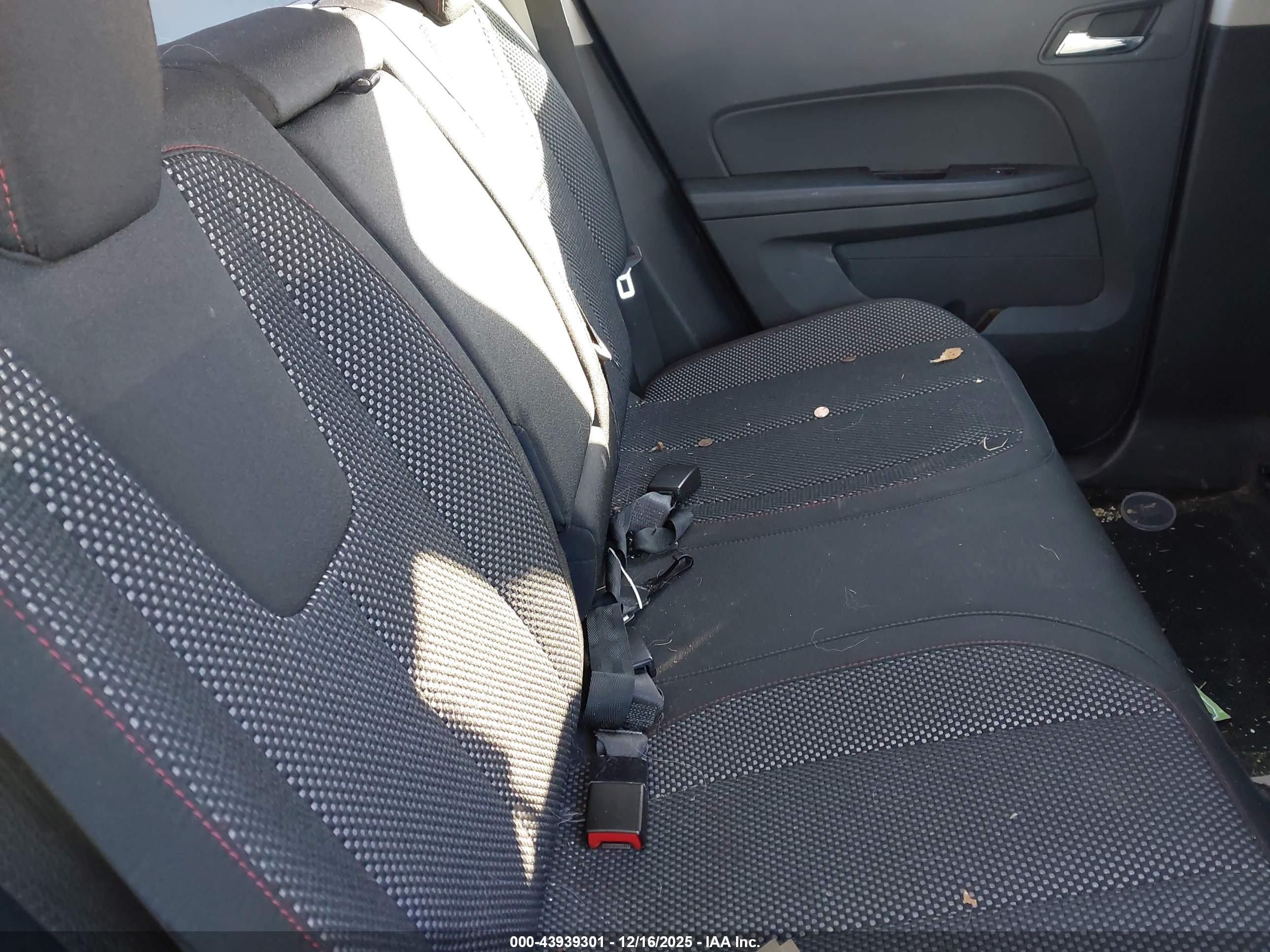 CHEVROLET EQUINOX image 8