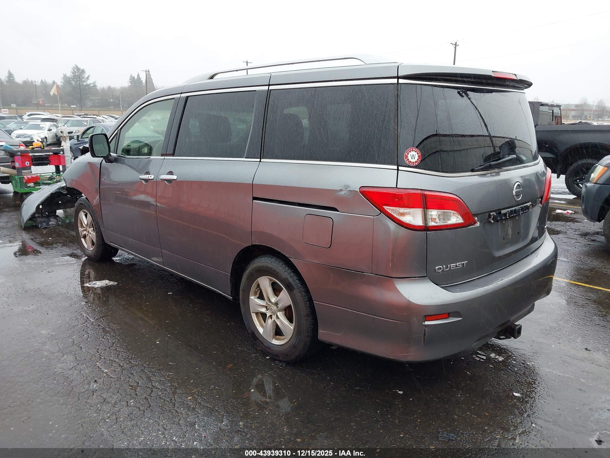 NISSAN QUEST image 3