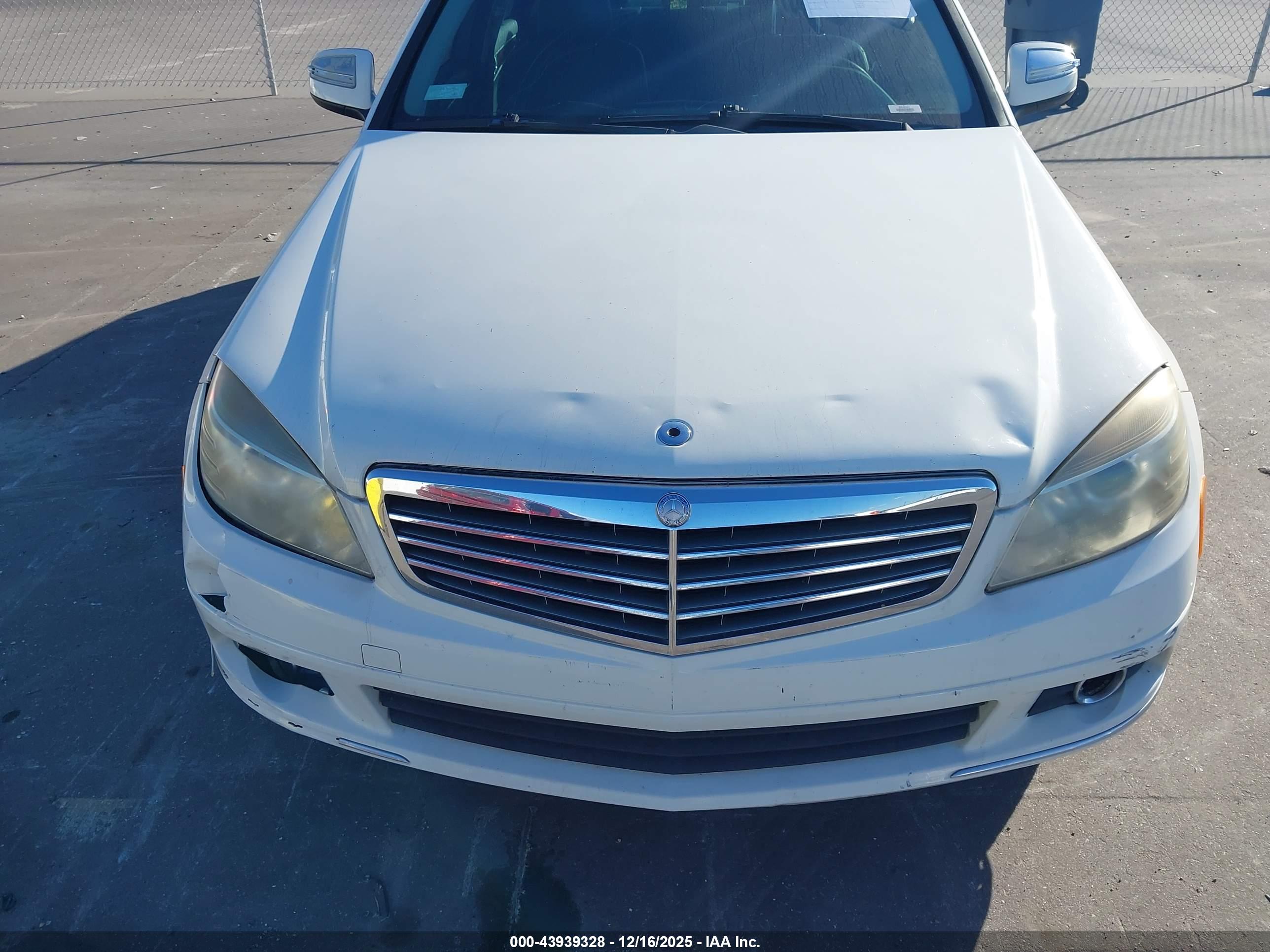 MERCEDES-BENZ C image 6