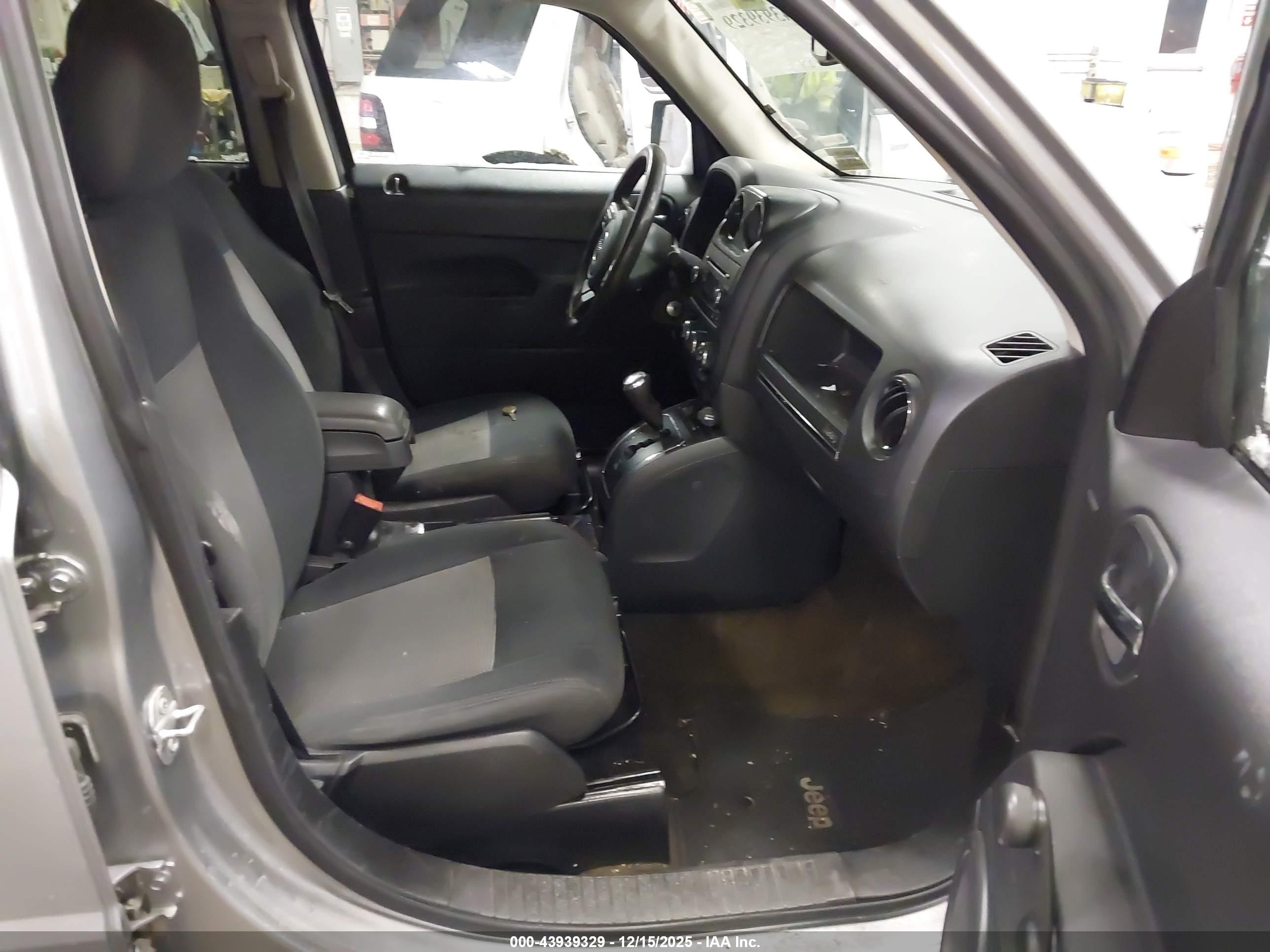 JEEP PATRIOT image 5