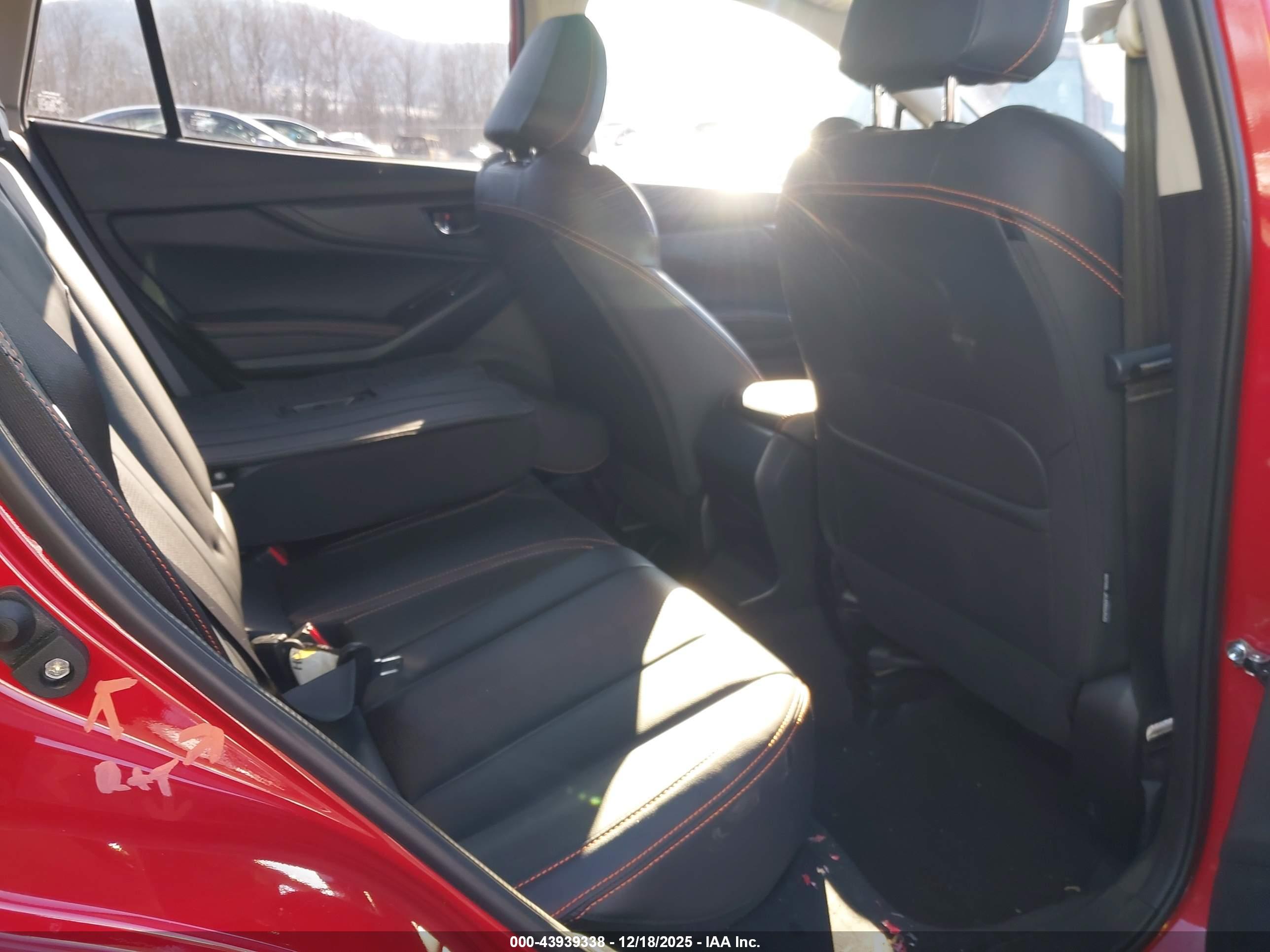 SUBARU CROSSTREK image 8
