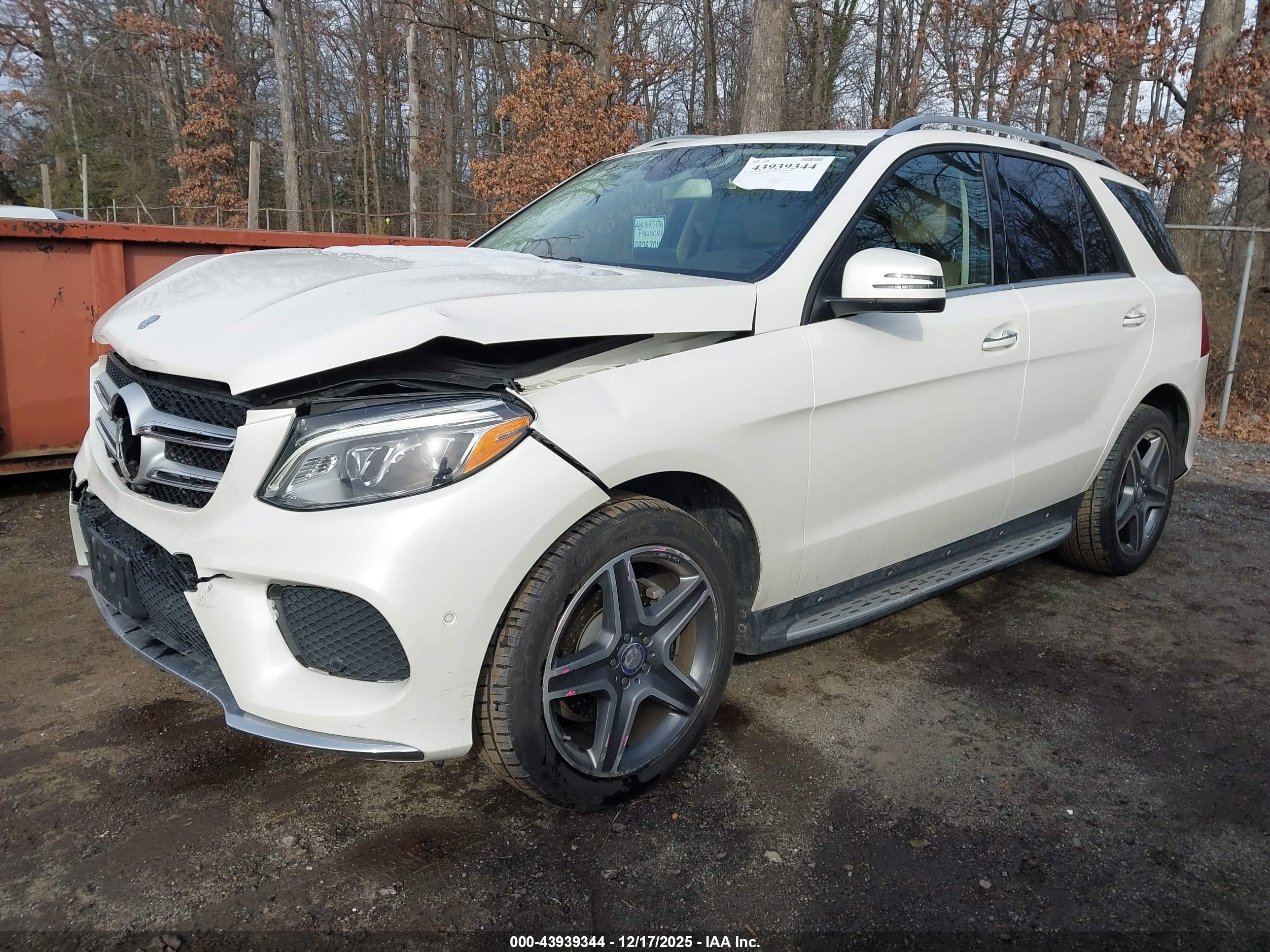 MERCEDES-BENZ GLE image 2