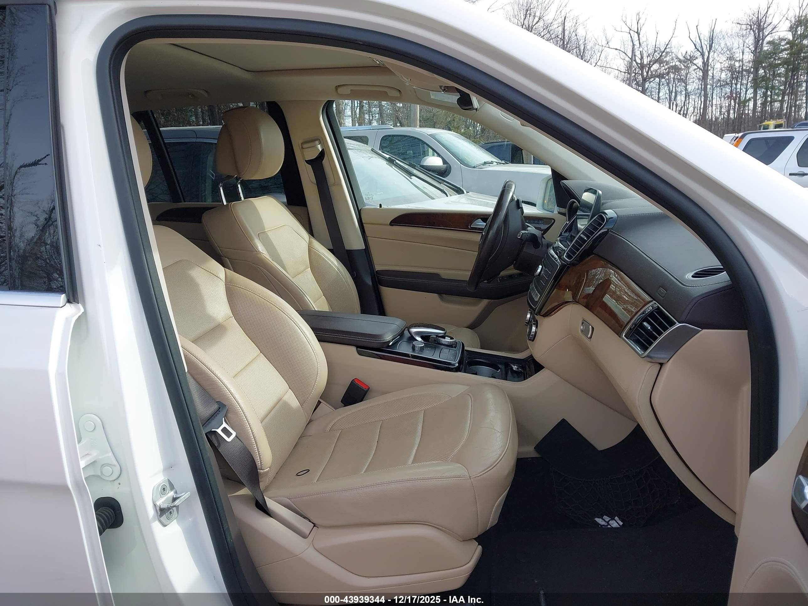 MERCEDES-BENZ GLE image 5
