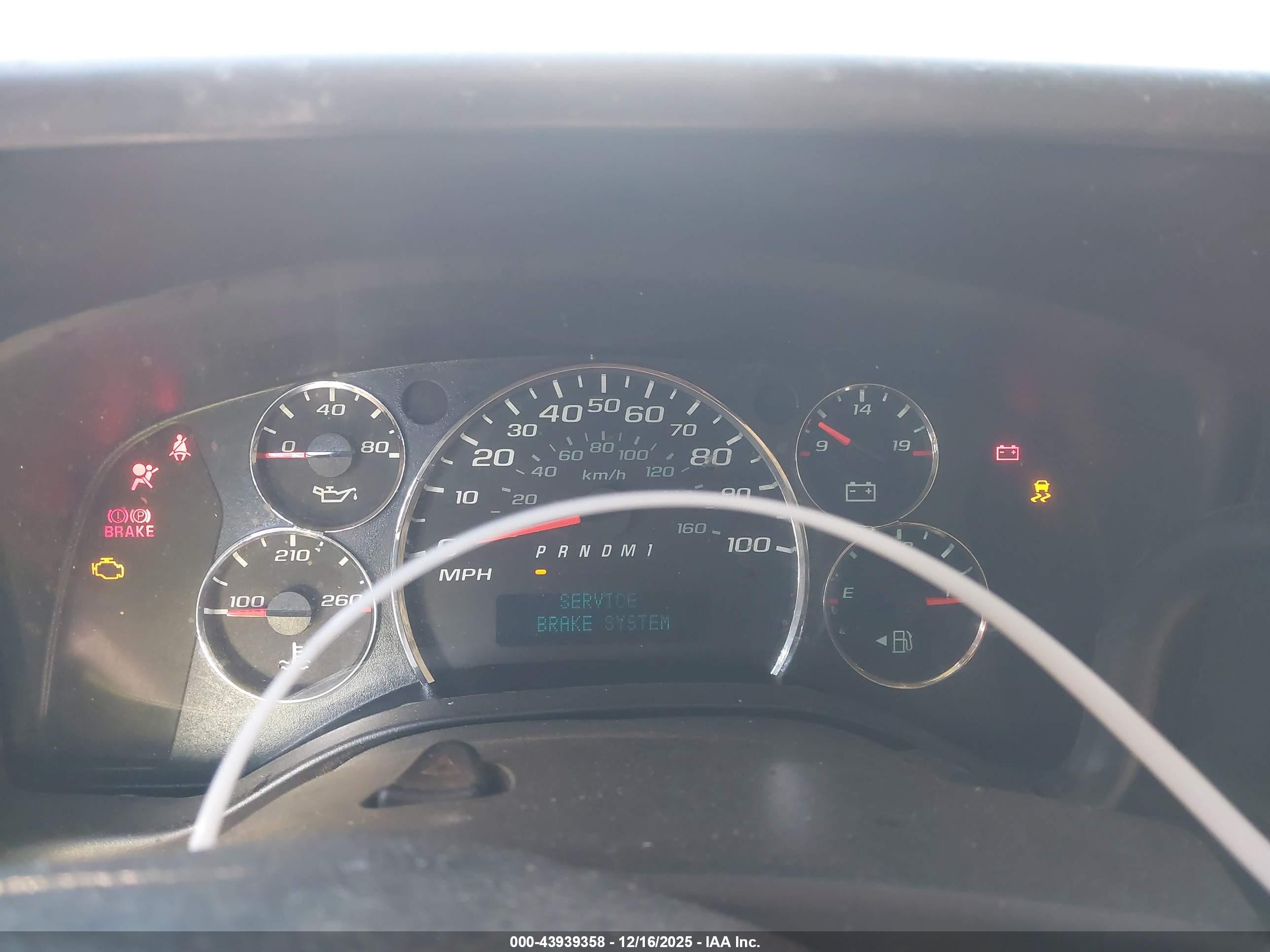 CHEVROLET EXPRESS image 7