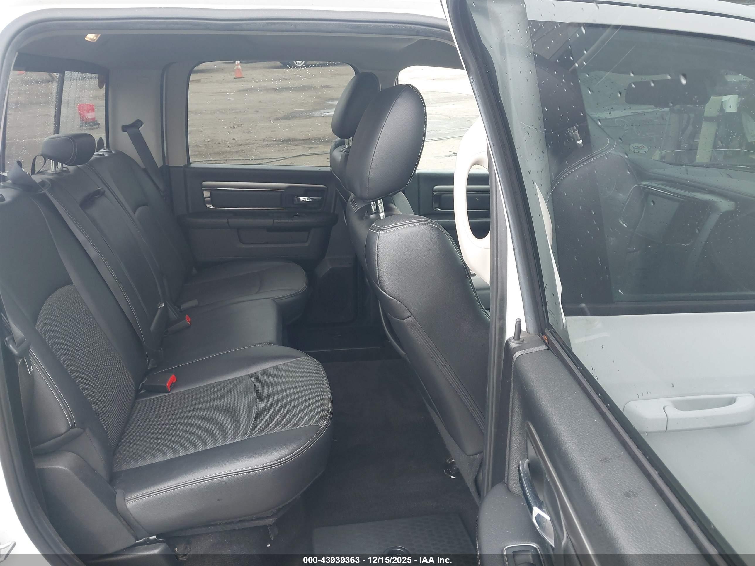 RAM 1500 image 8