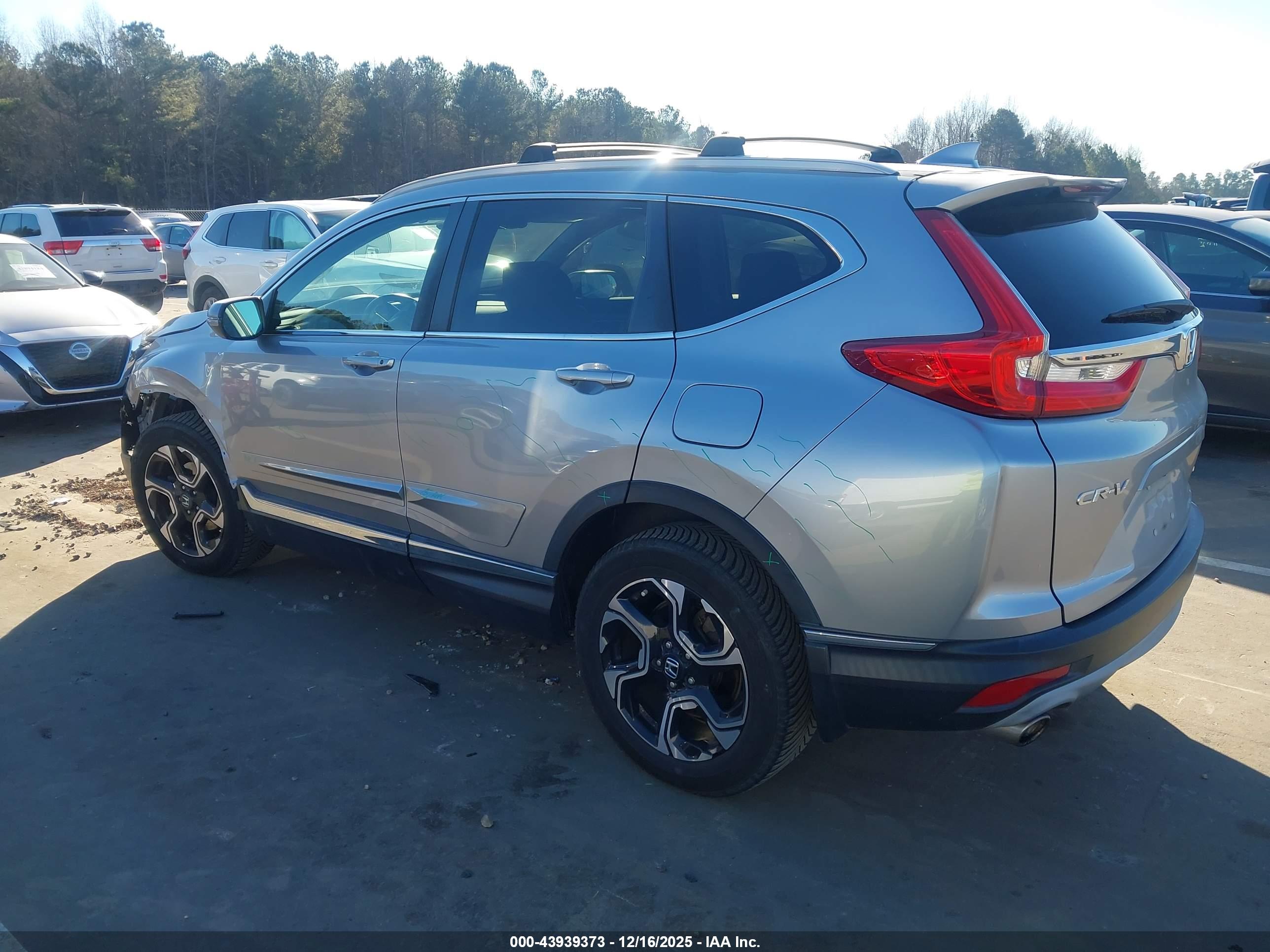 HONDA CR-V image 3
