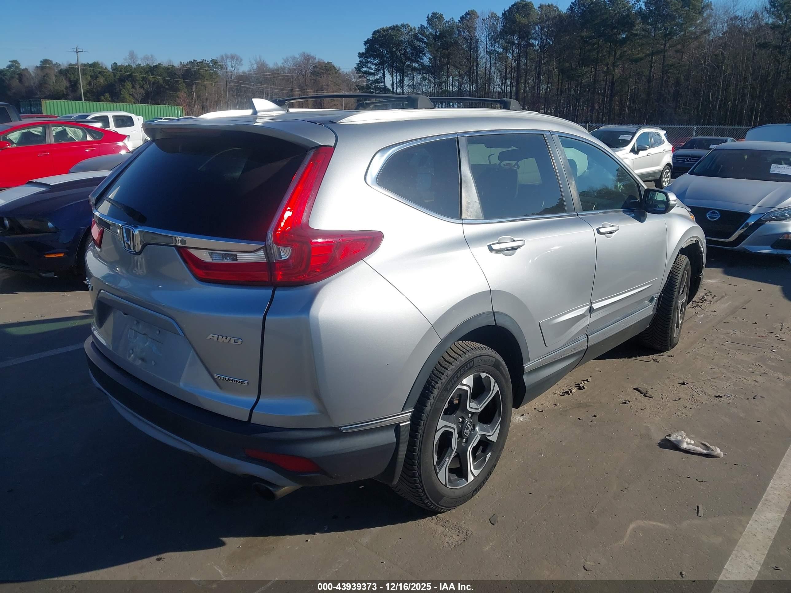 HONDA CR-V image 4