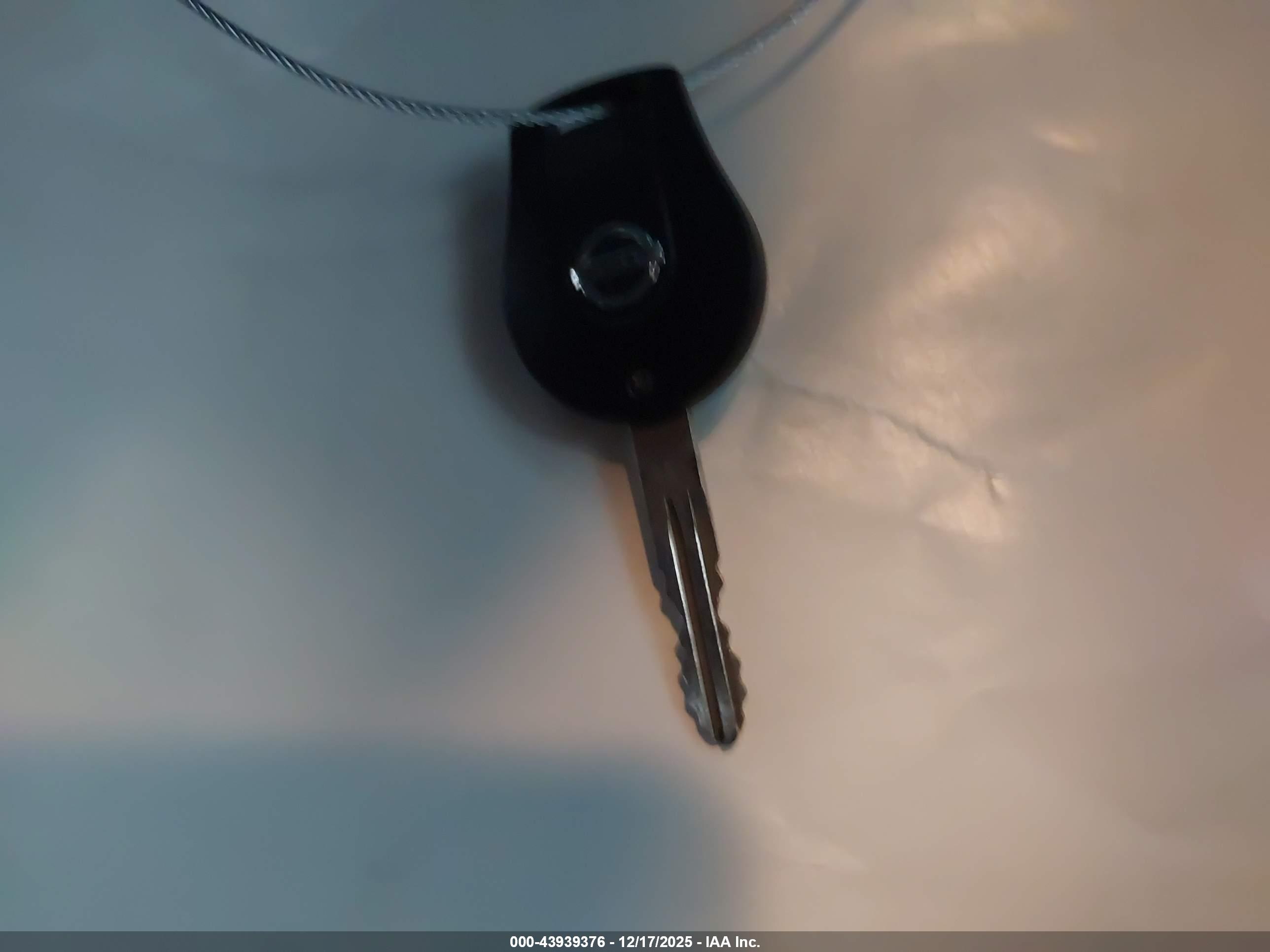 NISSAN ROGUE image 11
