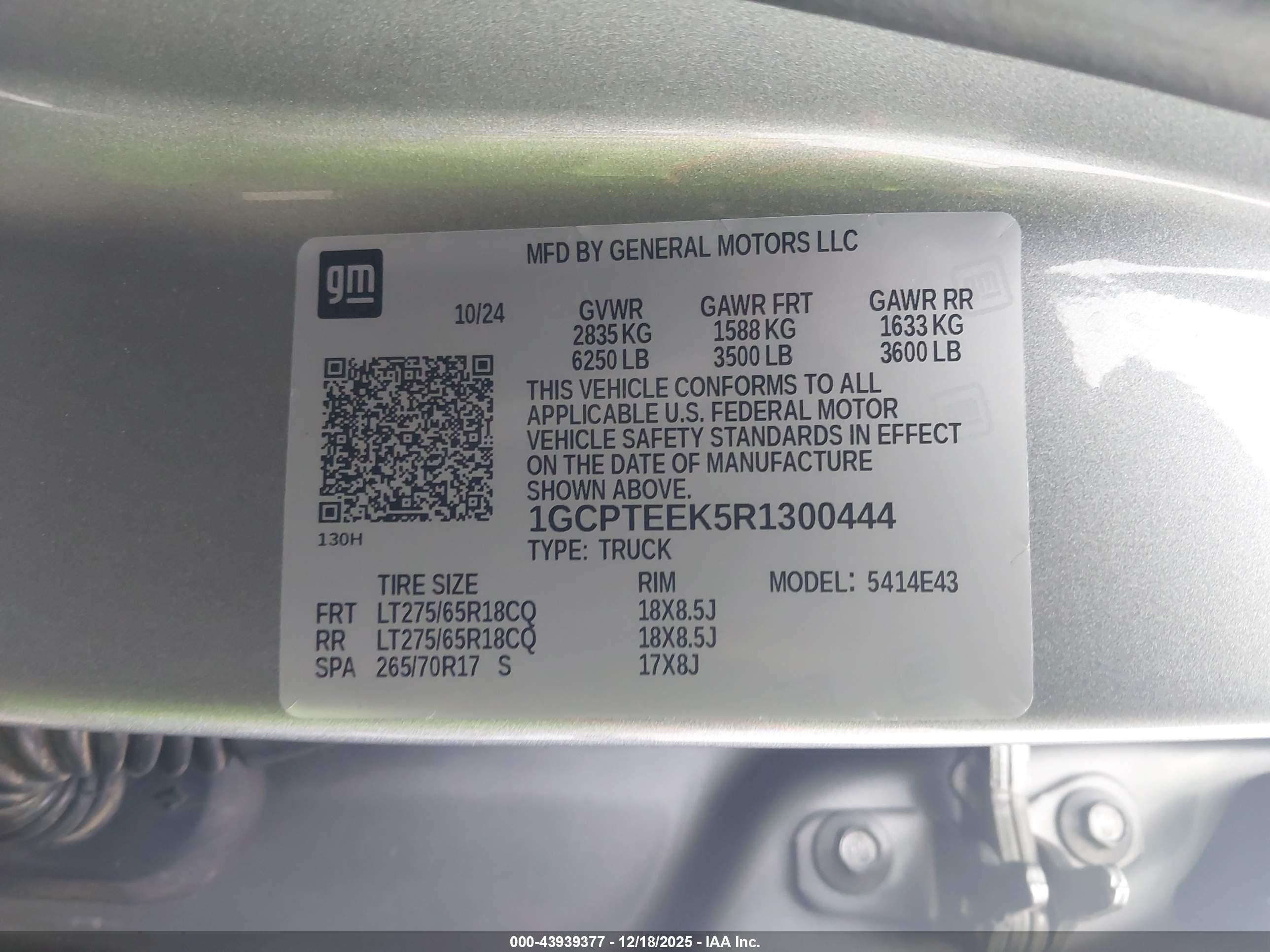 CHEVROLET COLORADO image 9