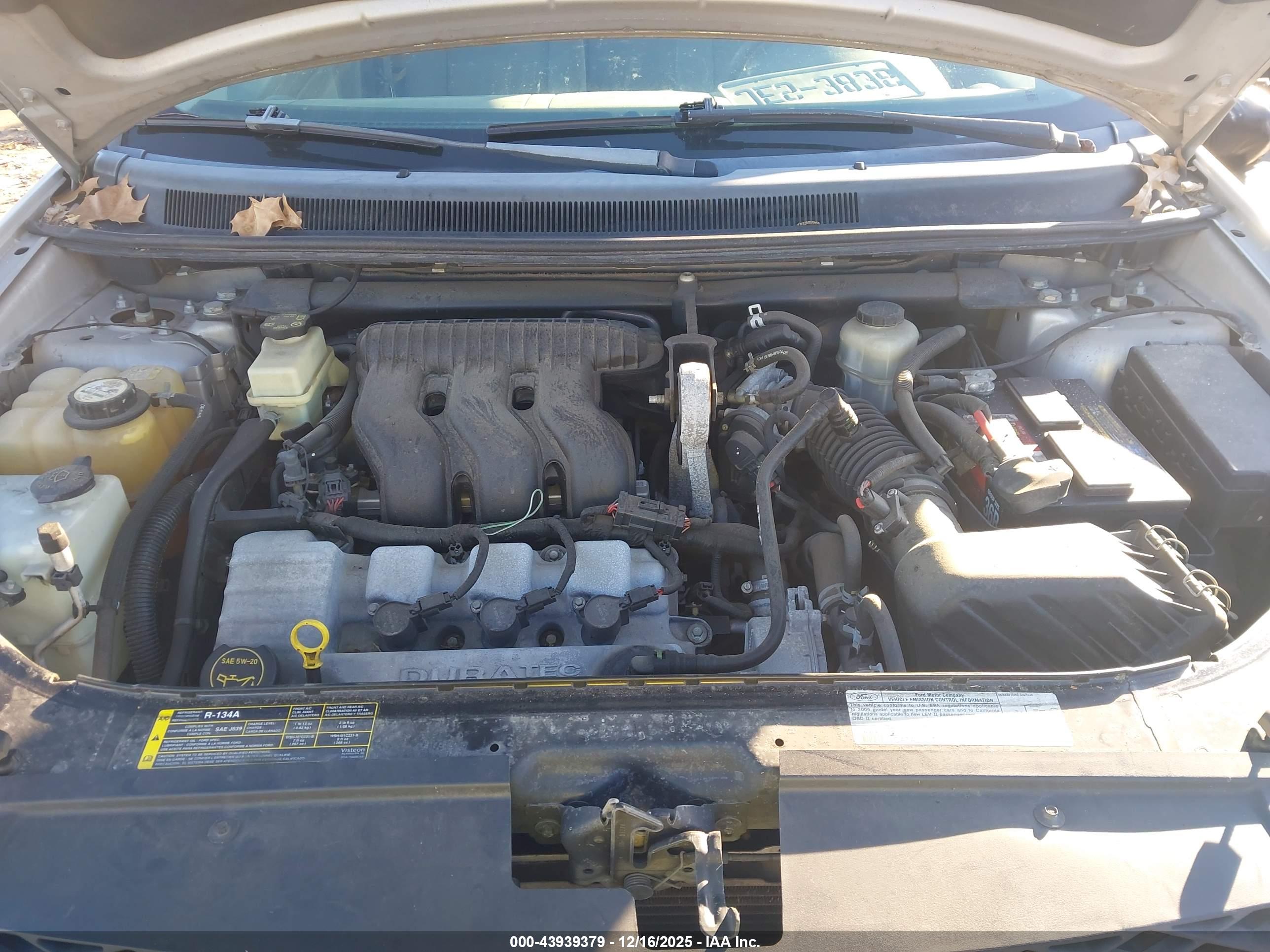 FORD FREESTYLE image 10