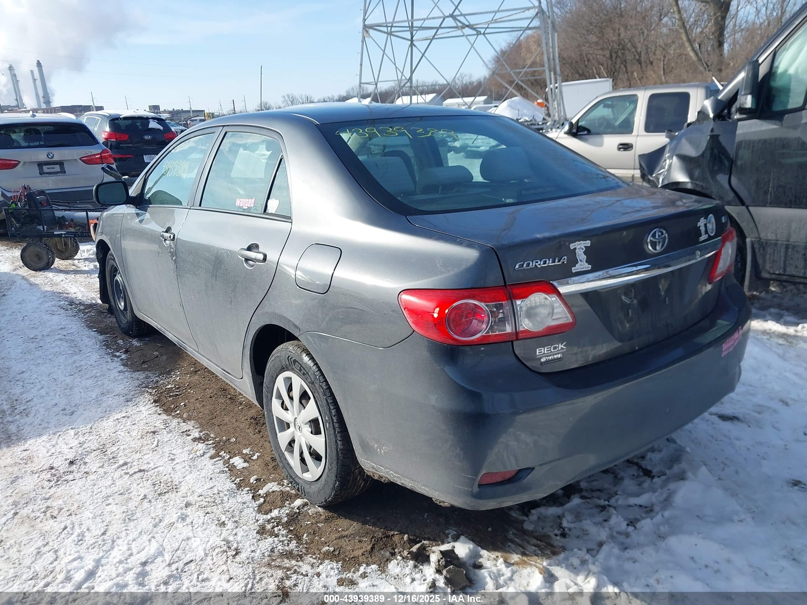 TOYOTA COROLLA image 3