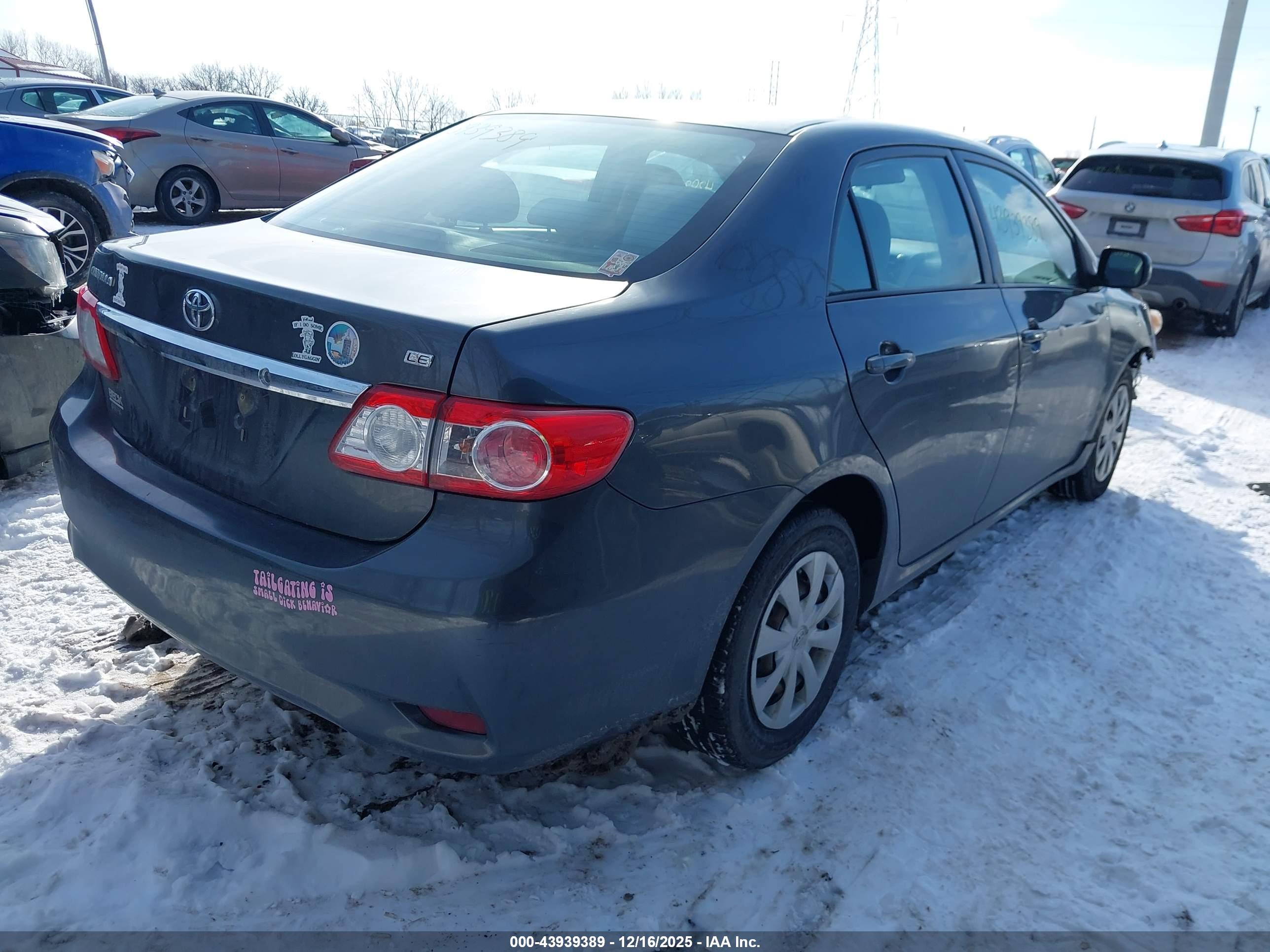 TOYOTA COROLLA image 4
