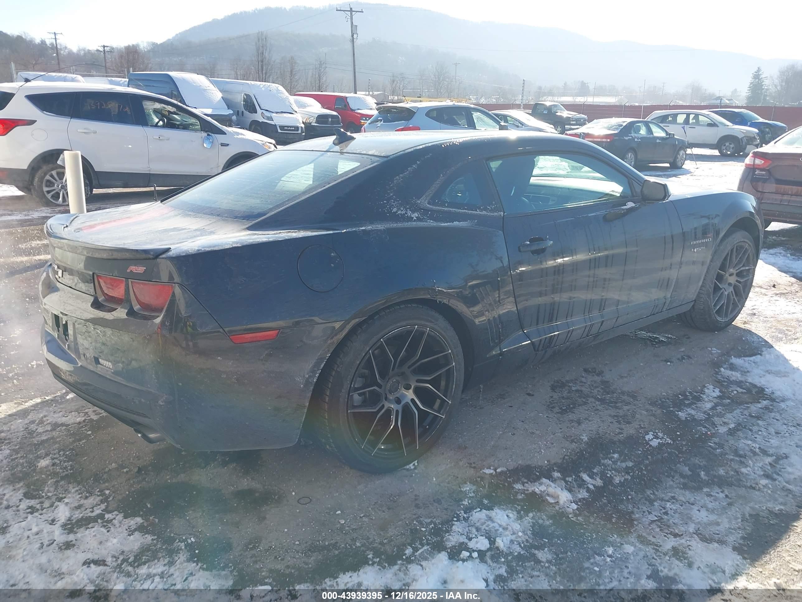CHEVROLET CAMARO image 4