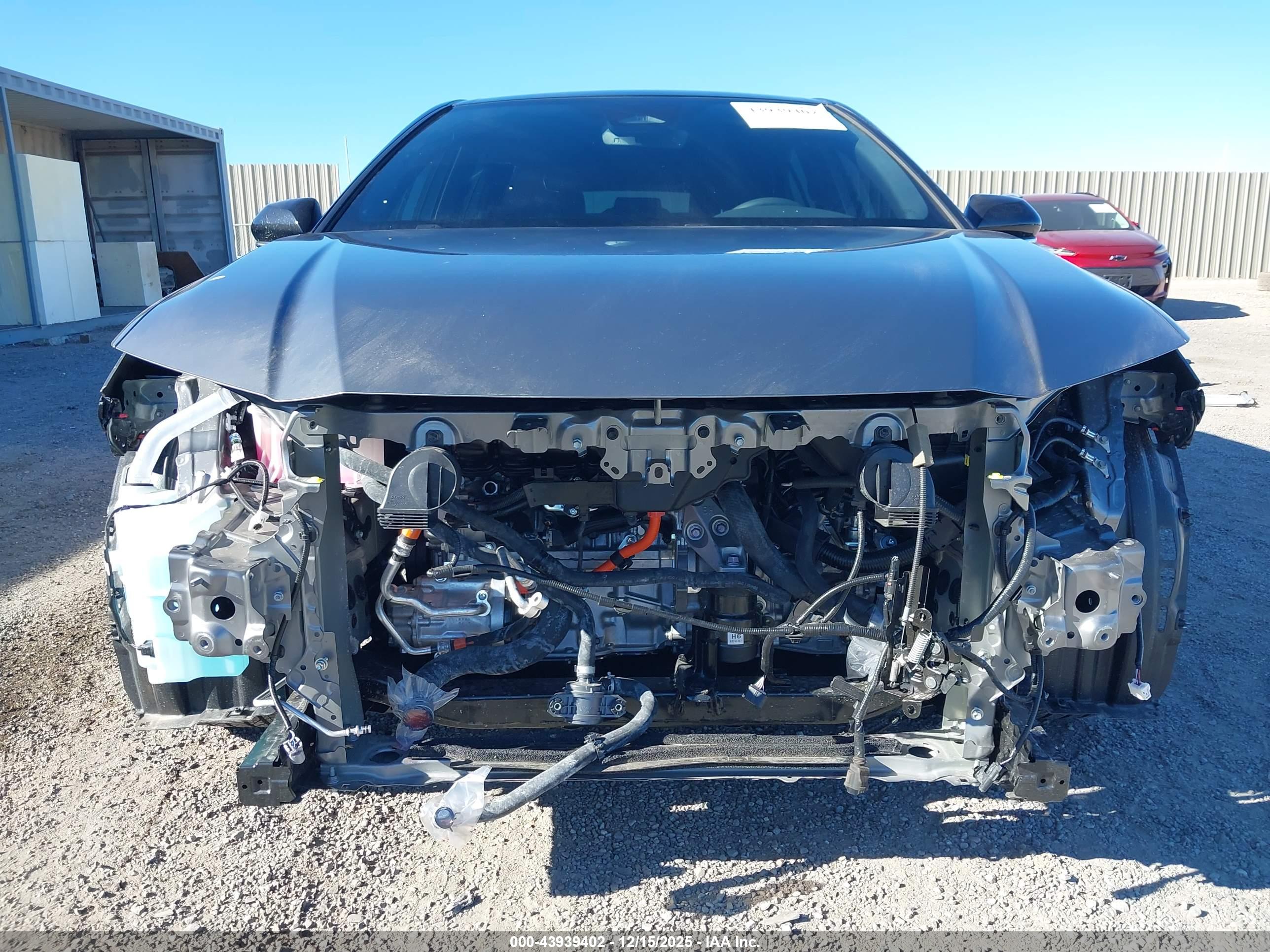 TOYOTA CAMRY image 6