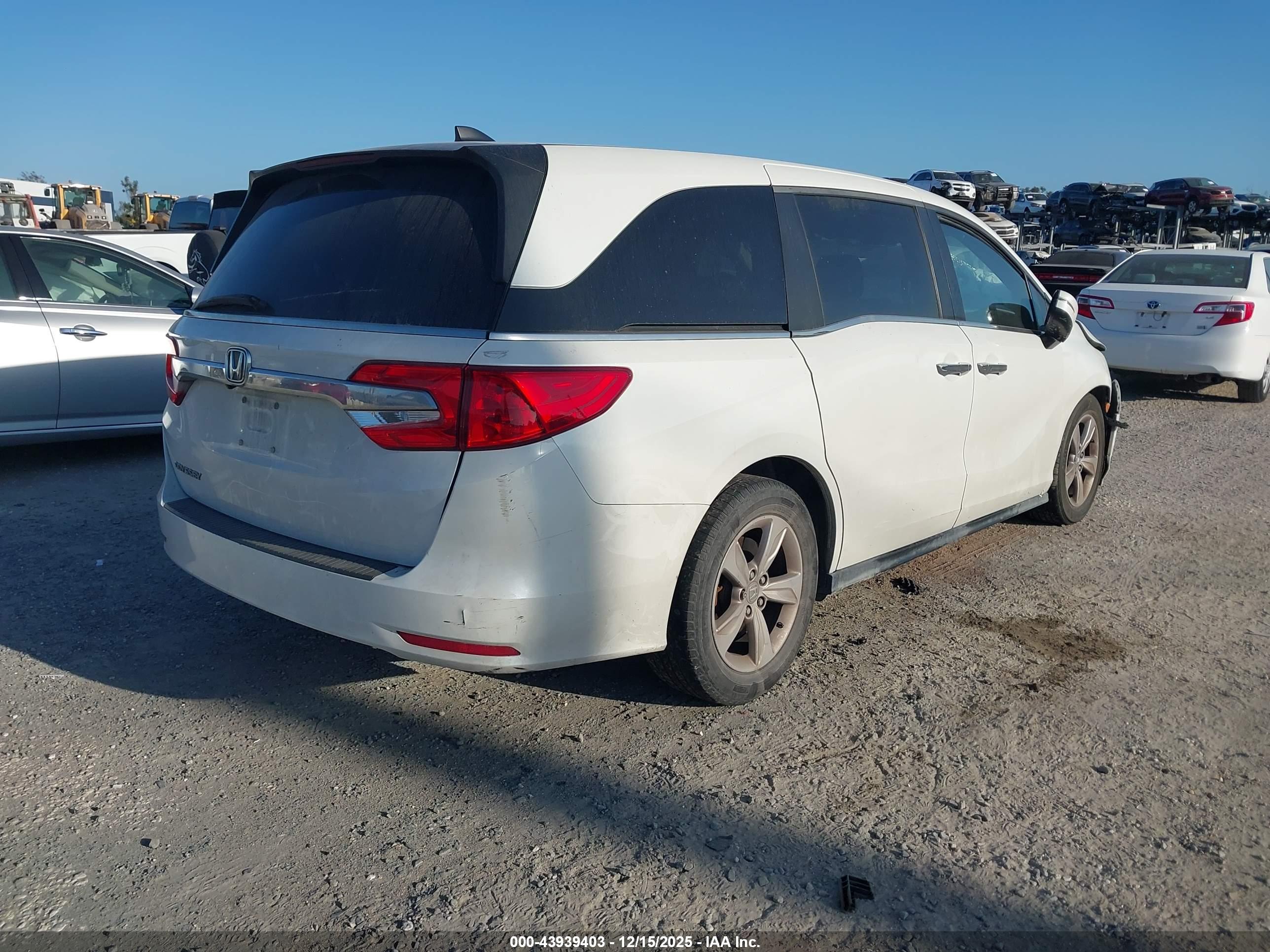 HONDA ODYSSEY image 4