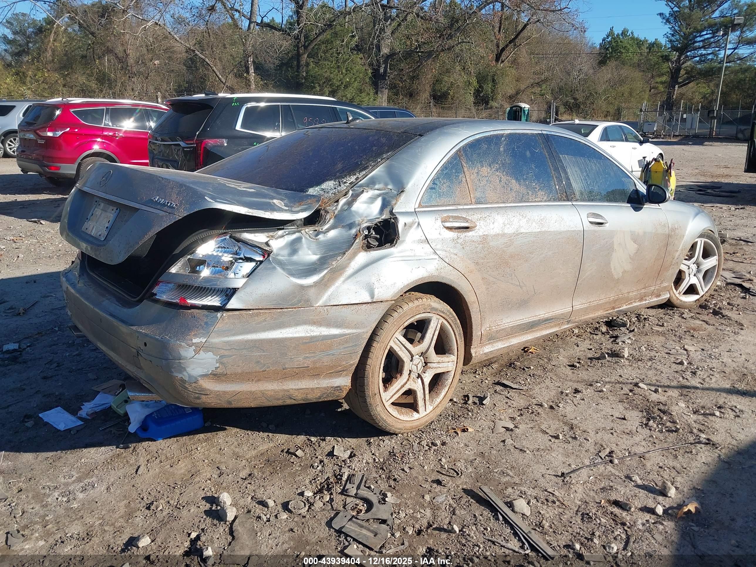 MERCEDES-BENZ S image 4