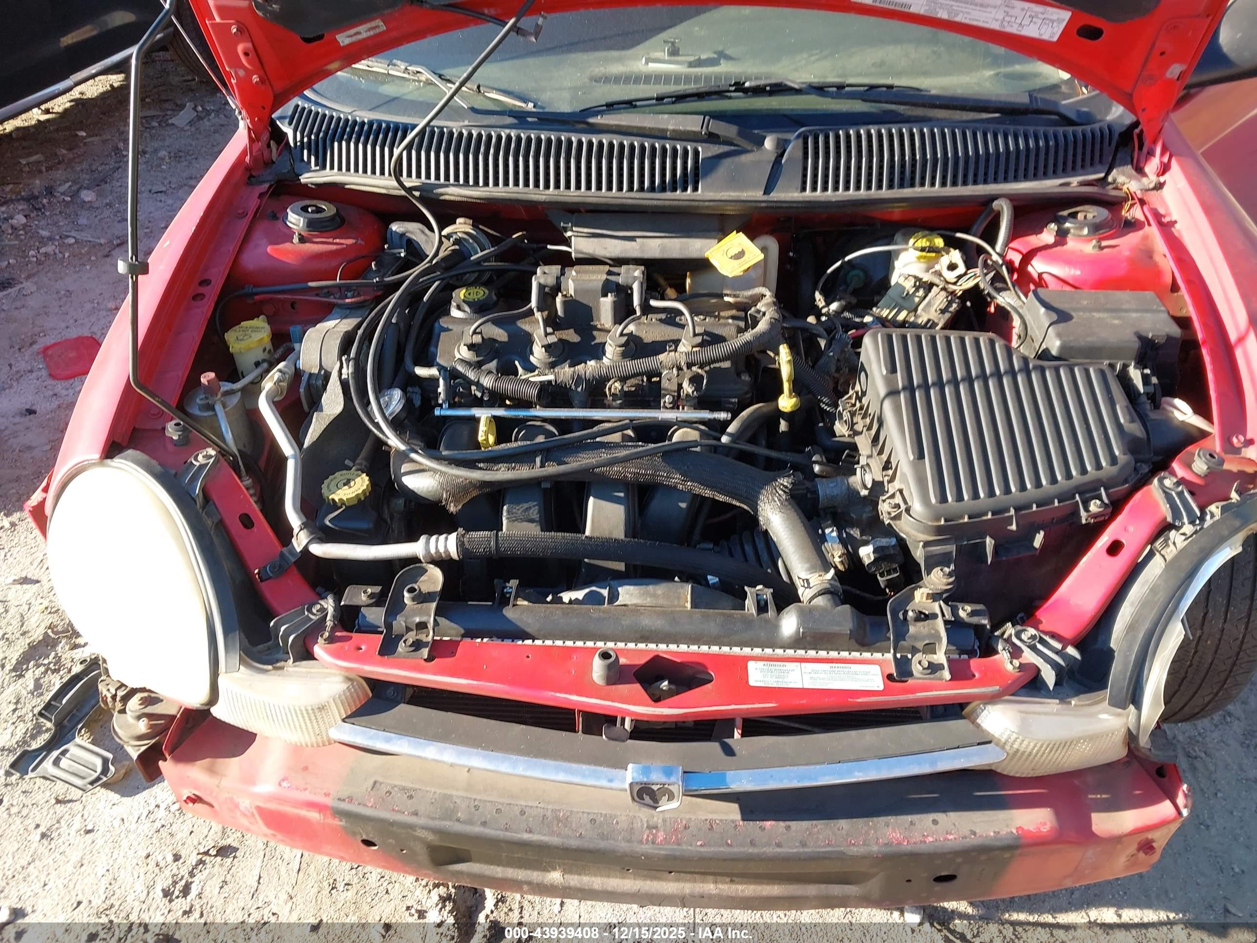 DODGE NEON image 10