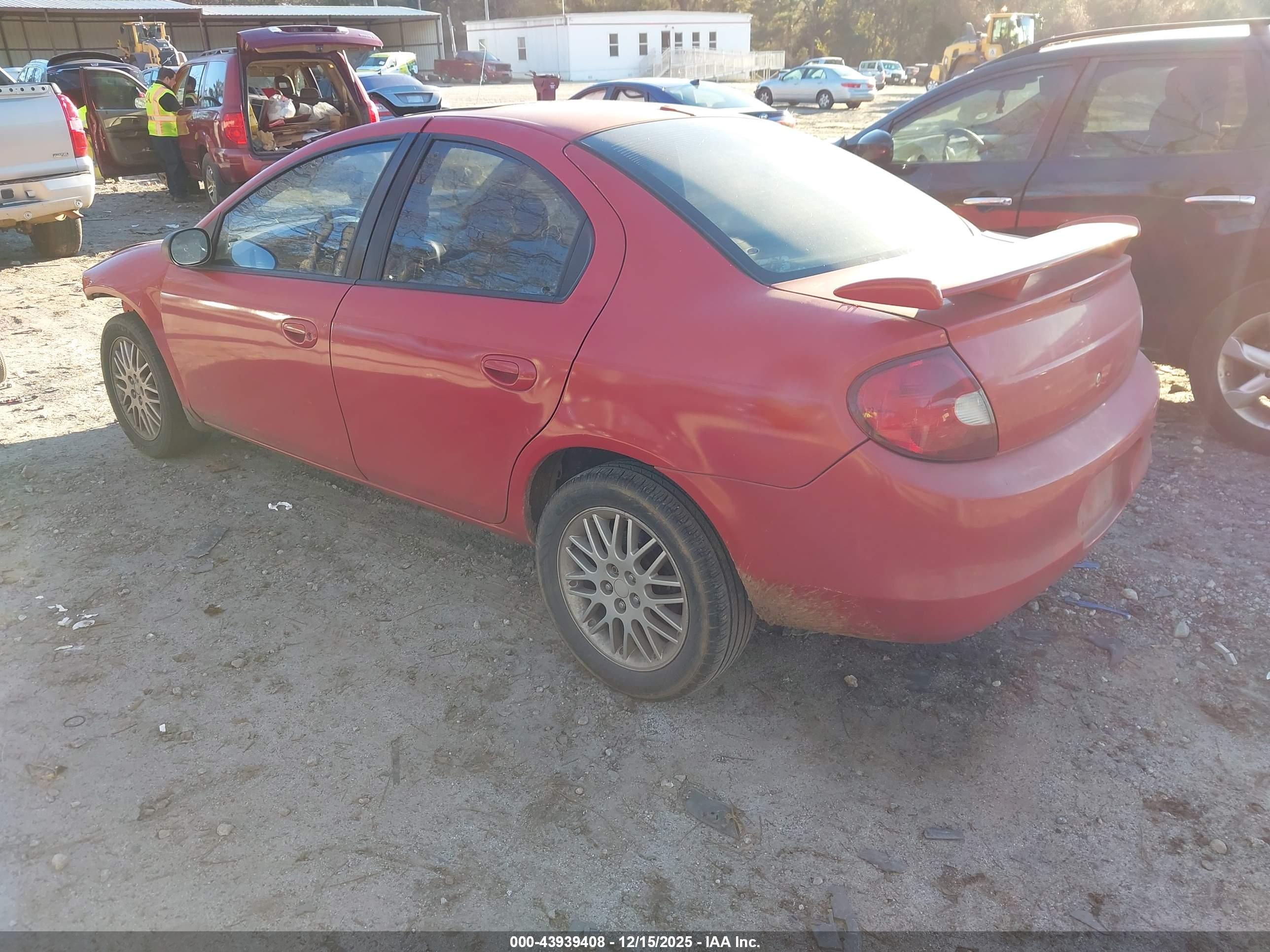 DODGE NEON image 3