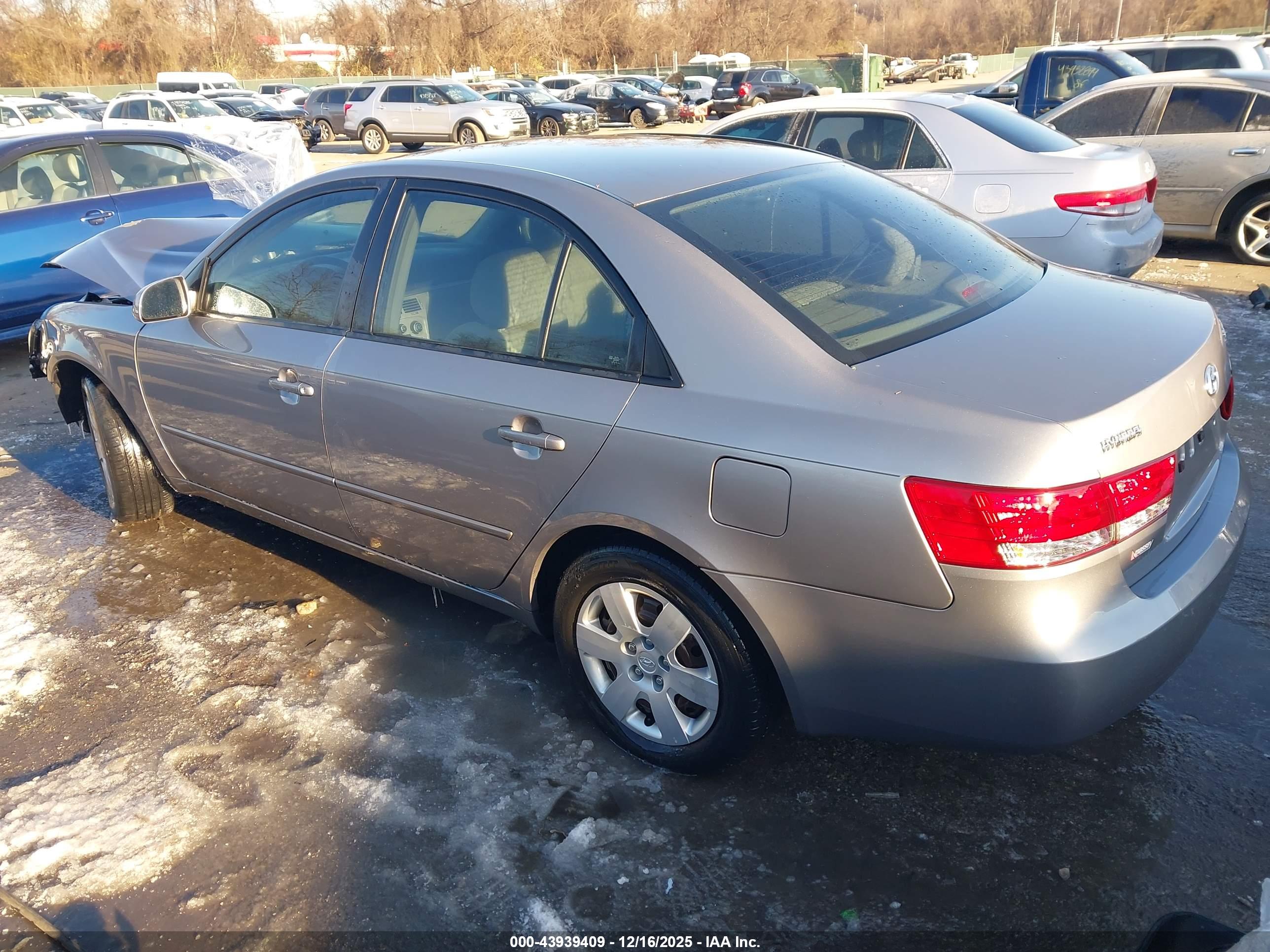 HYUNDAI SONATA image 3