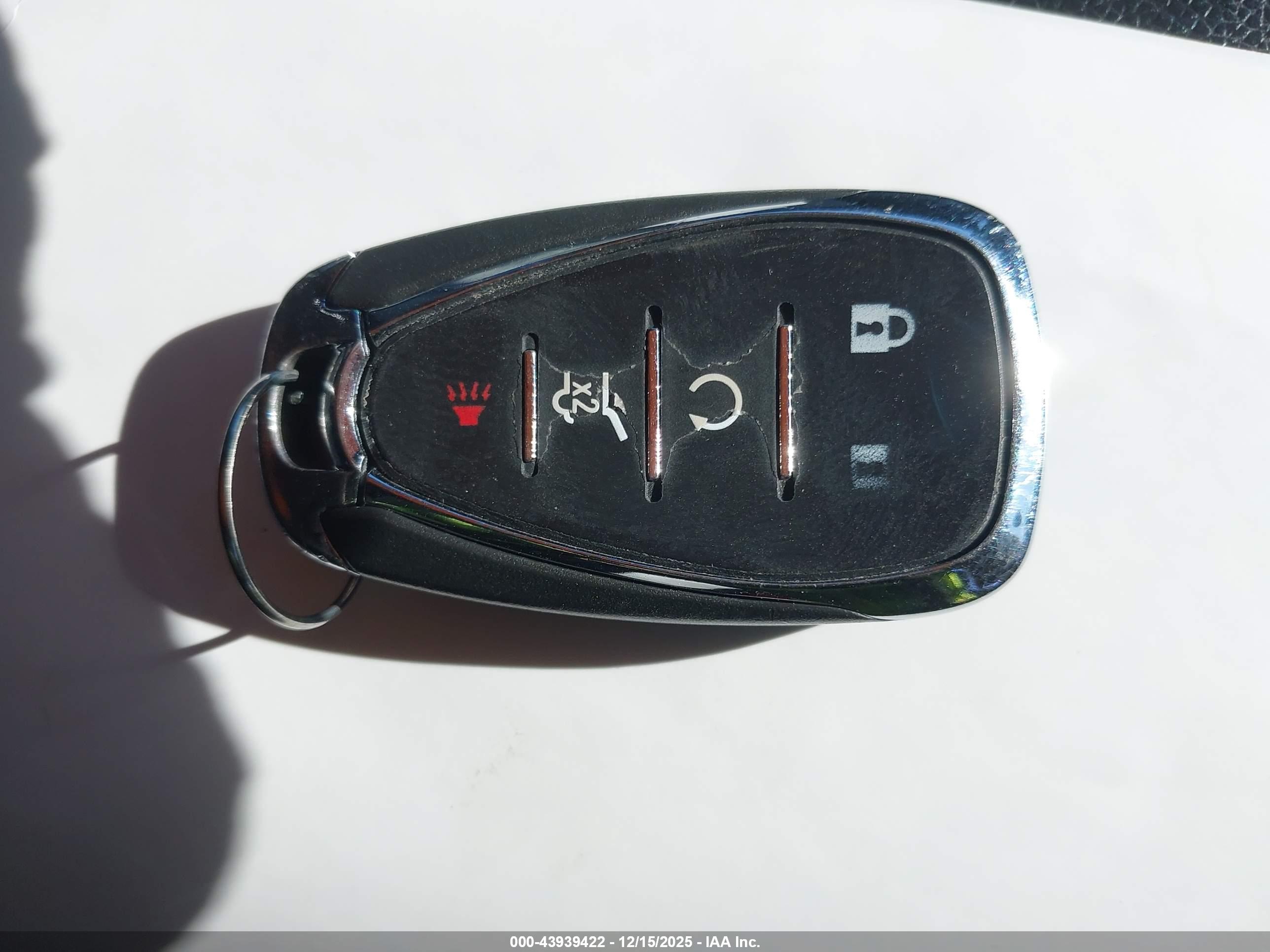 CHEVROLET EQUINOX image 11