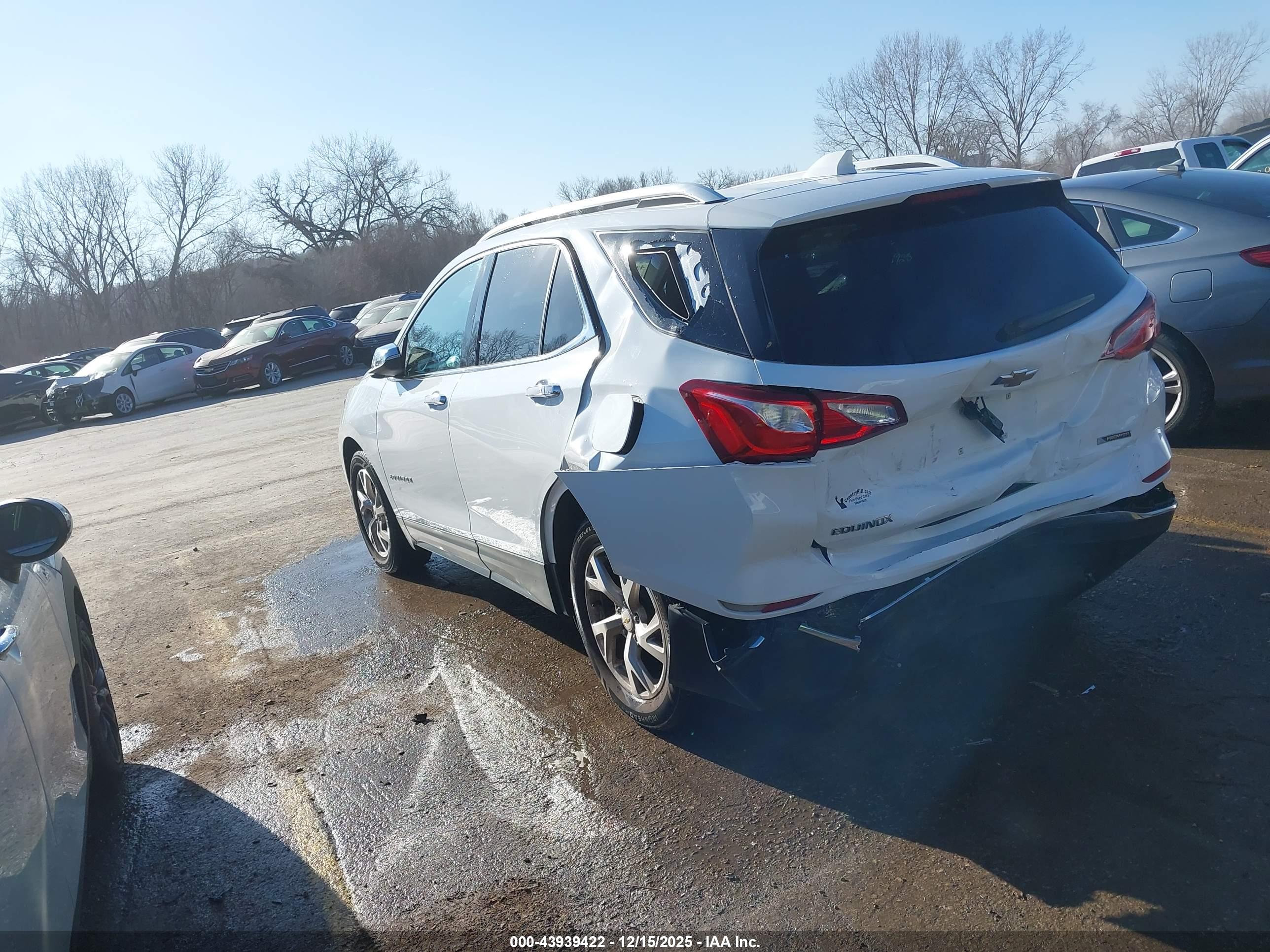 CHEVROLET EQUINOX image 3