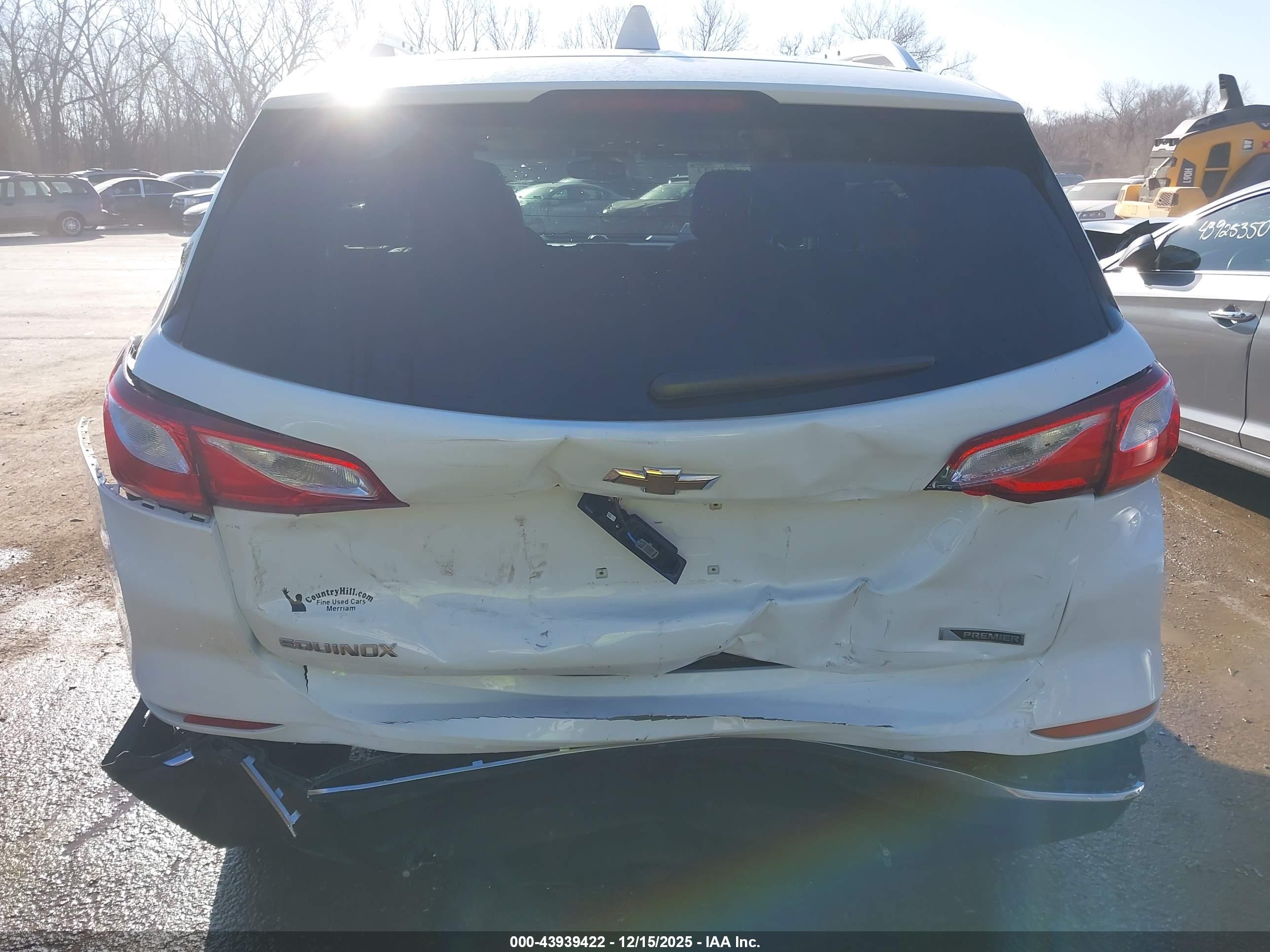 CHEVROLET EQUINOX image 6