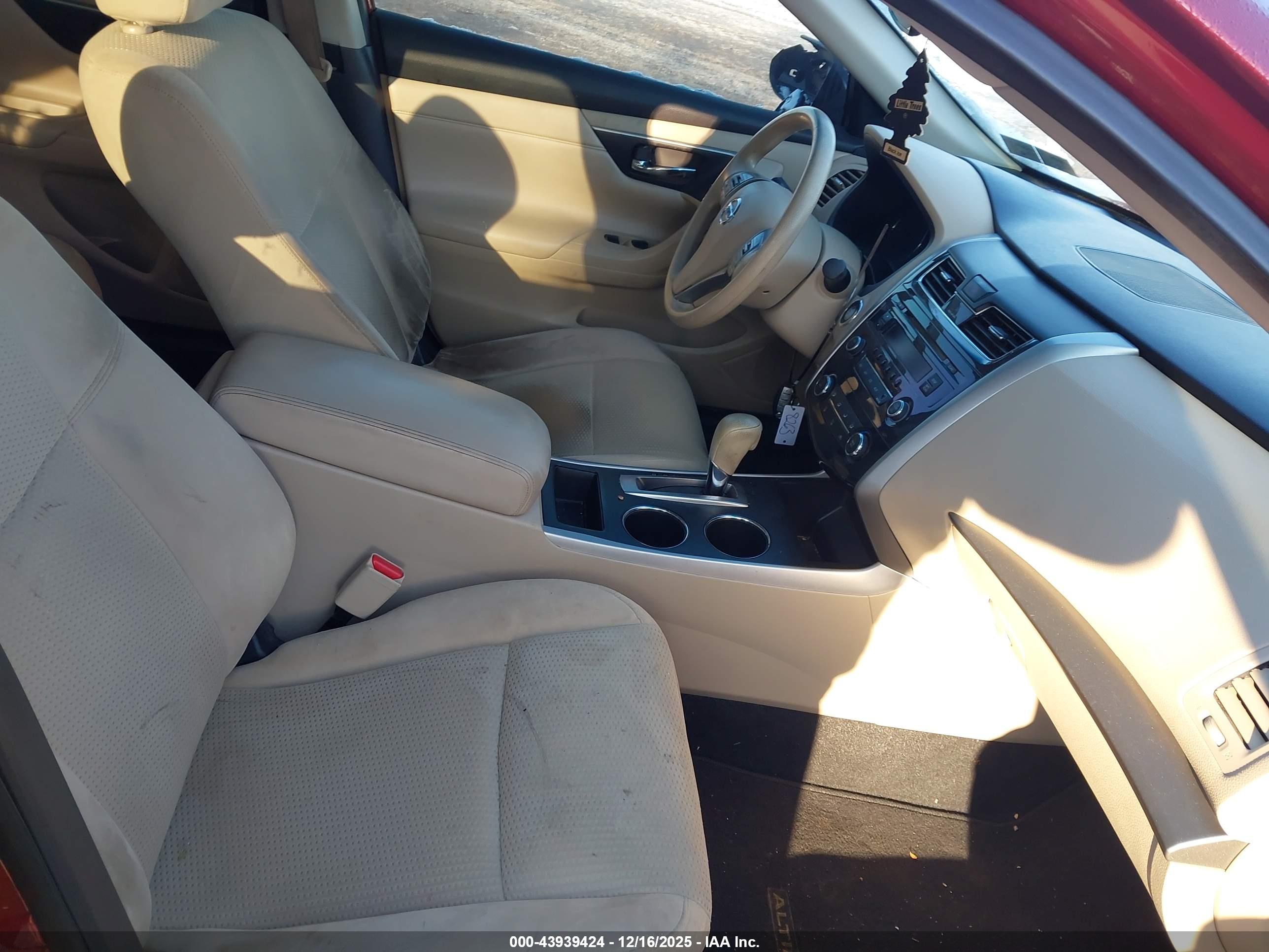 NISSAN ALTIMA image 5