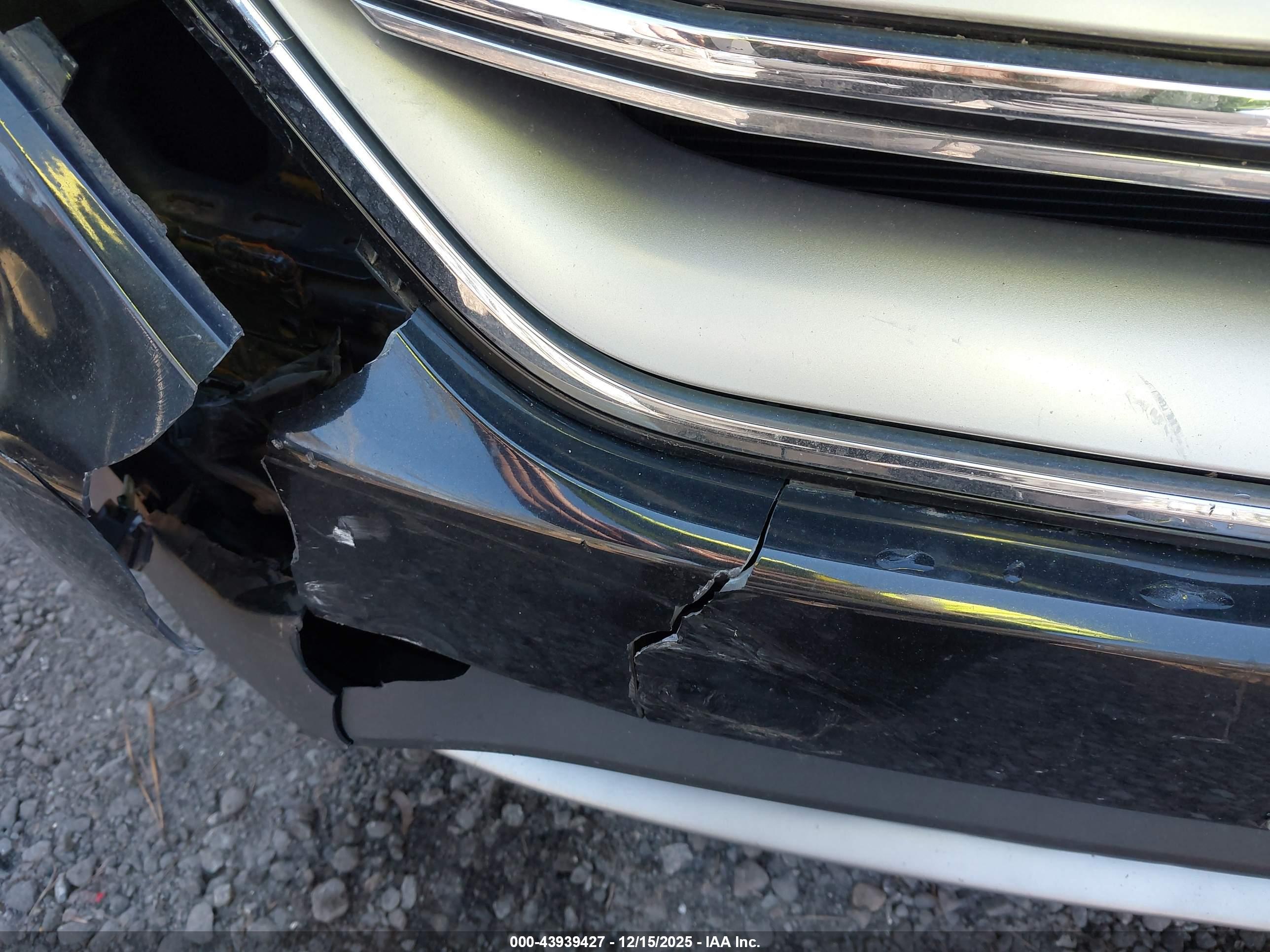 FORD EDGE image 6