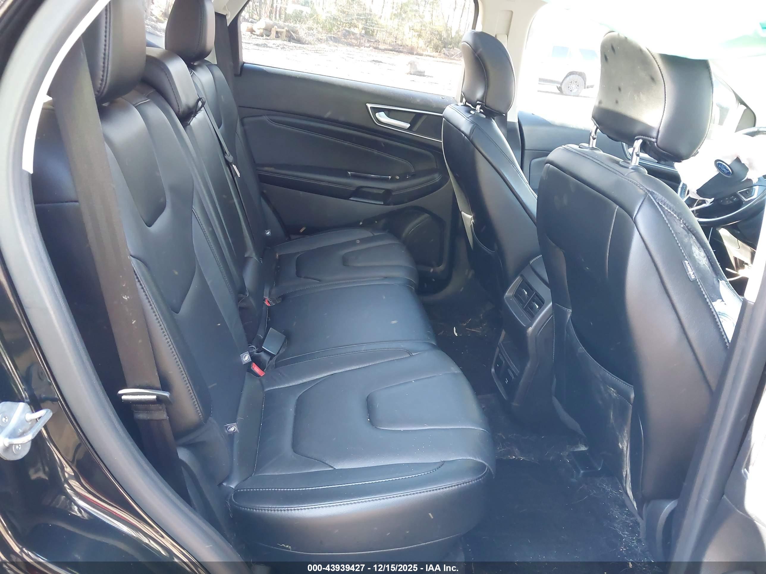 FORD EDGE image 8