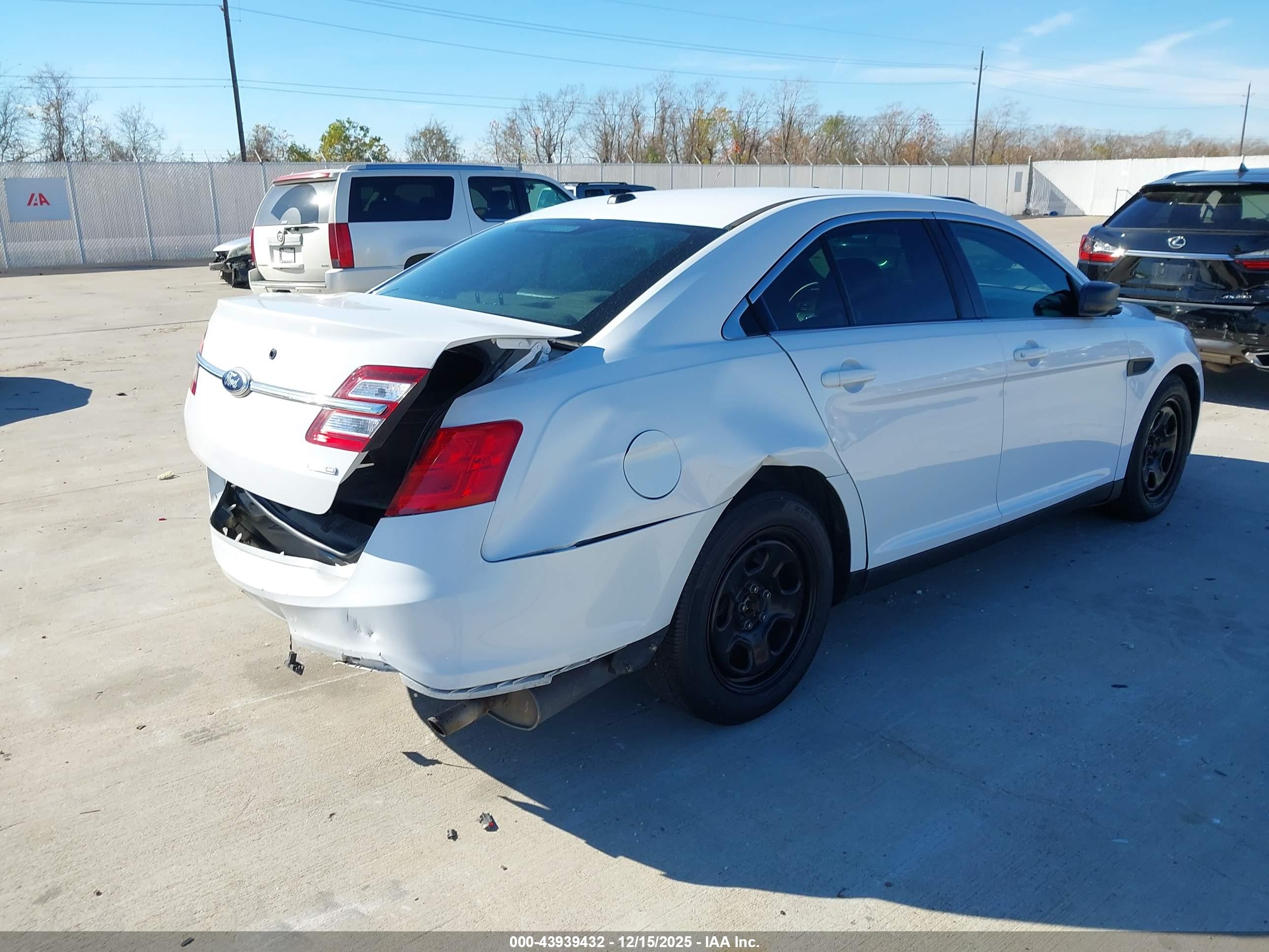FORD POLICE image 4