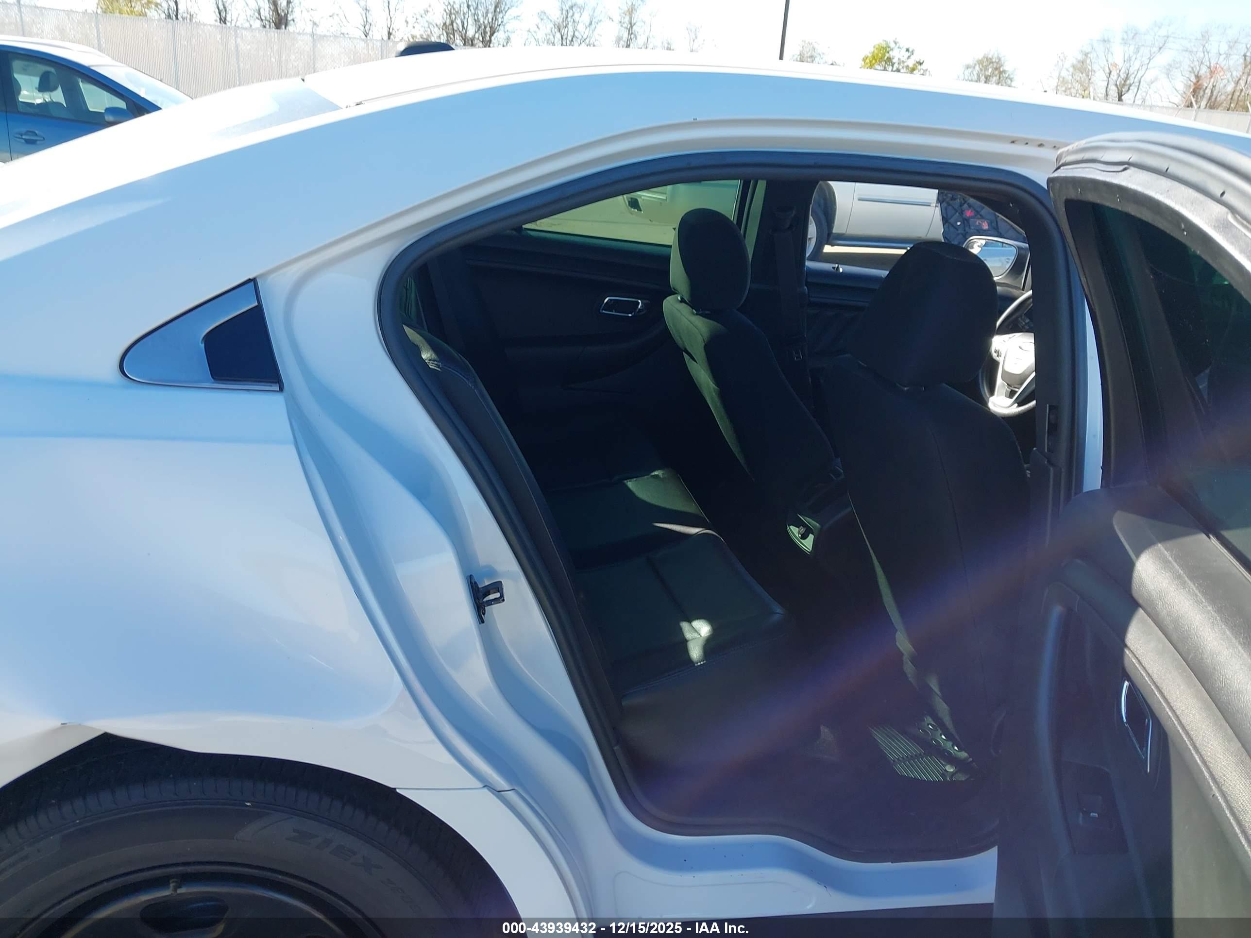 FORD POLICE image 8