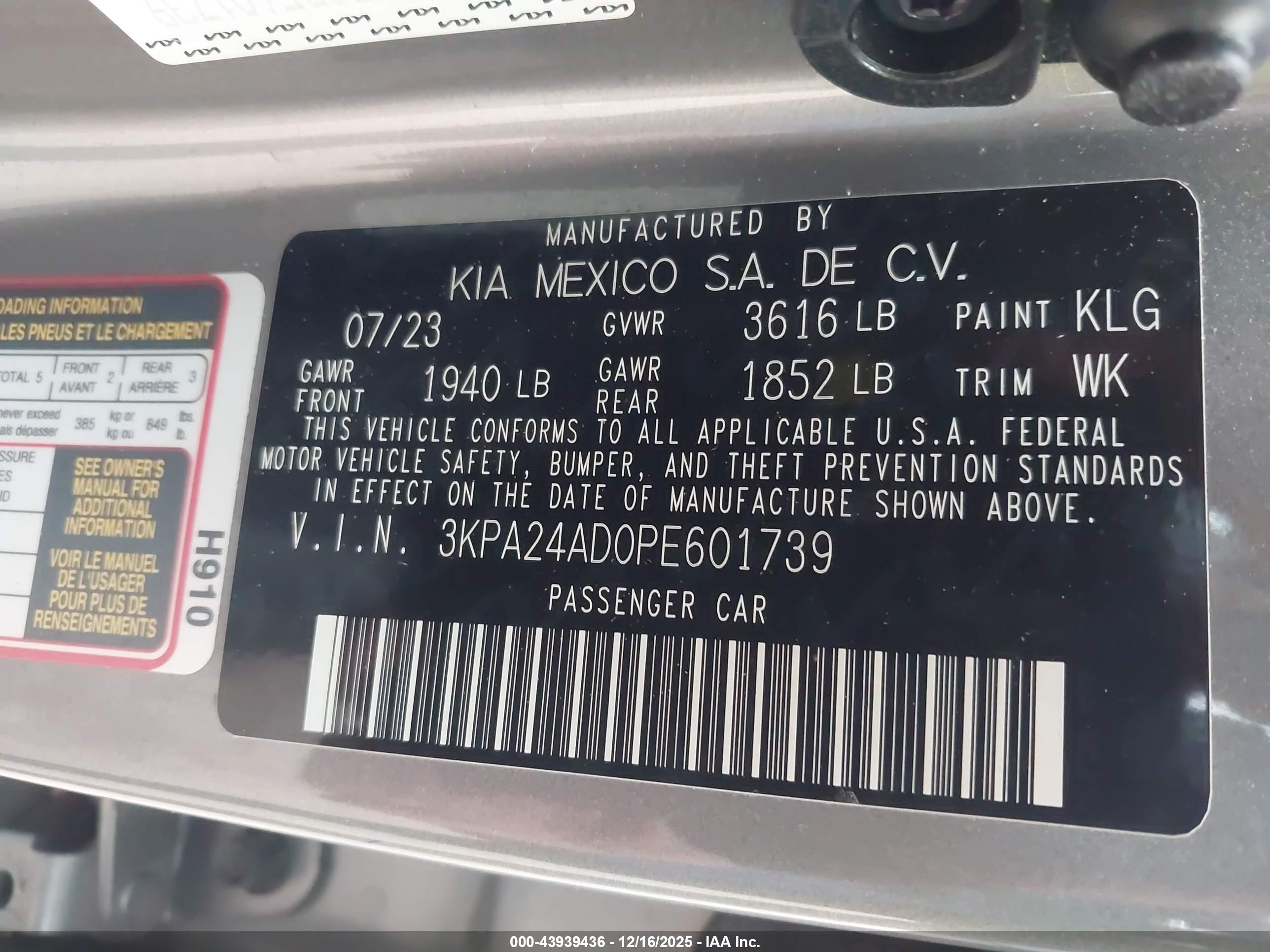 KIA RIO image 9