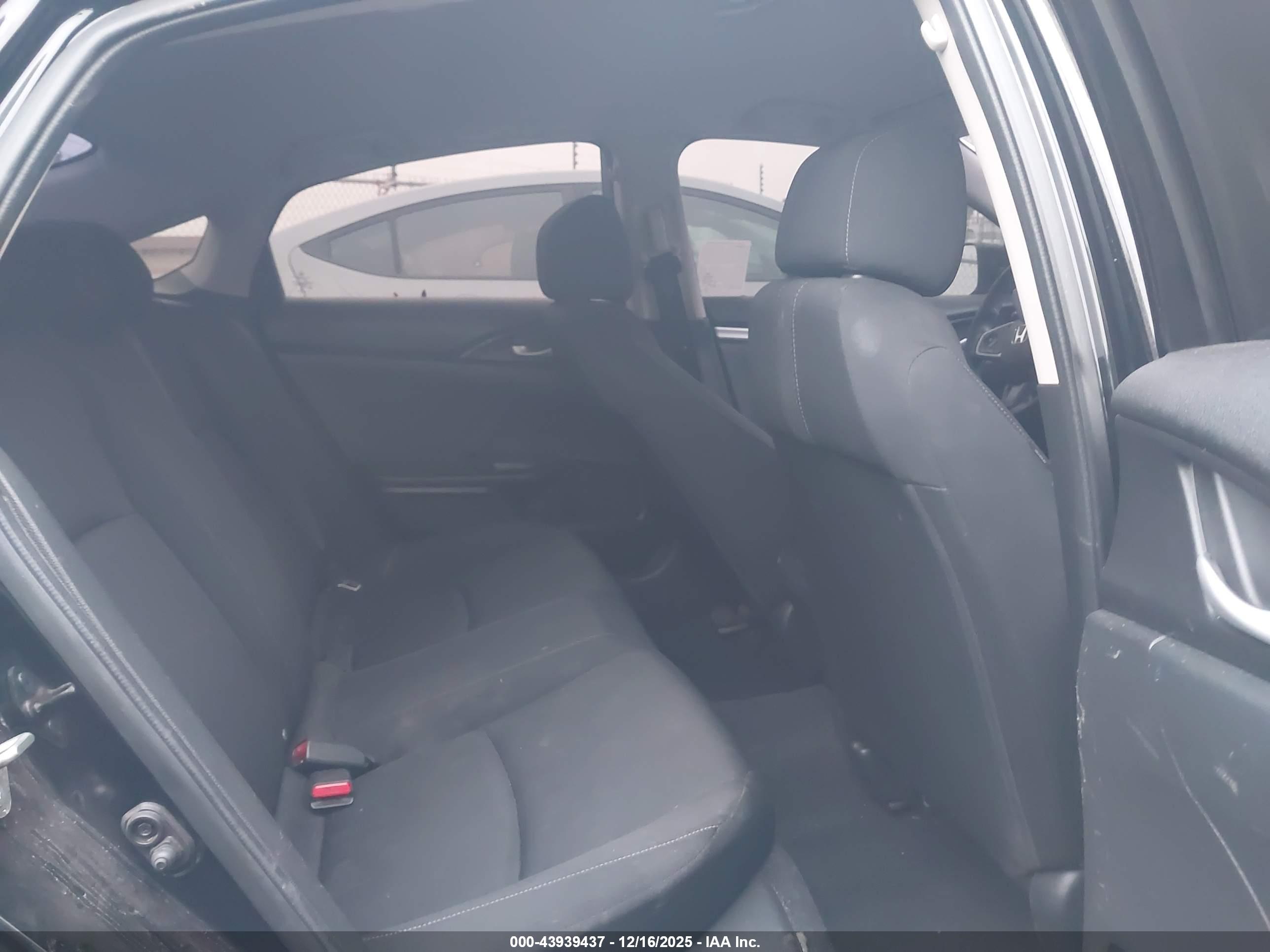 HONDA CIVIC image 8