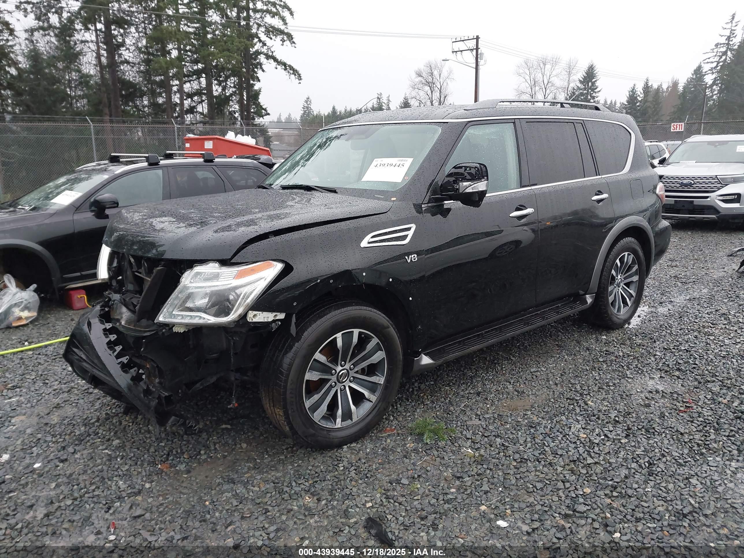 NISSAN ARMADA image 2