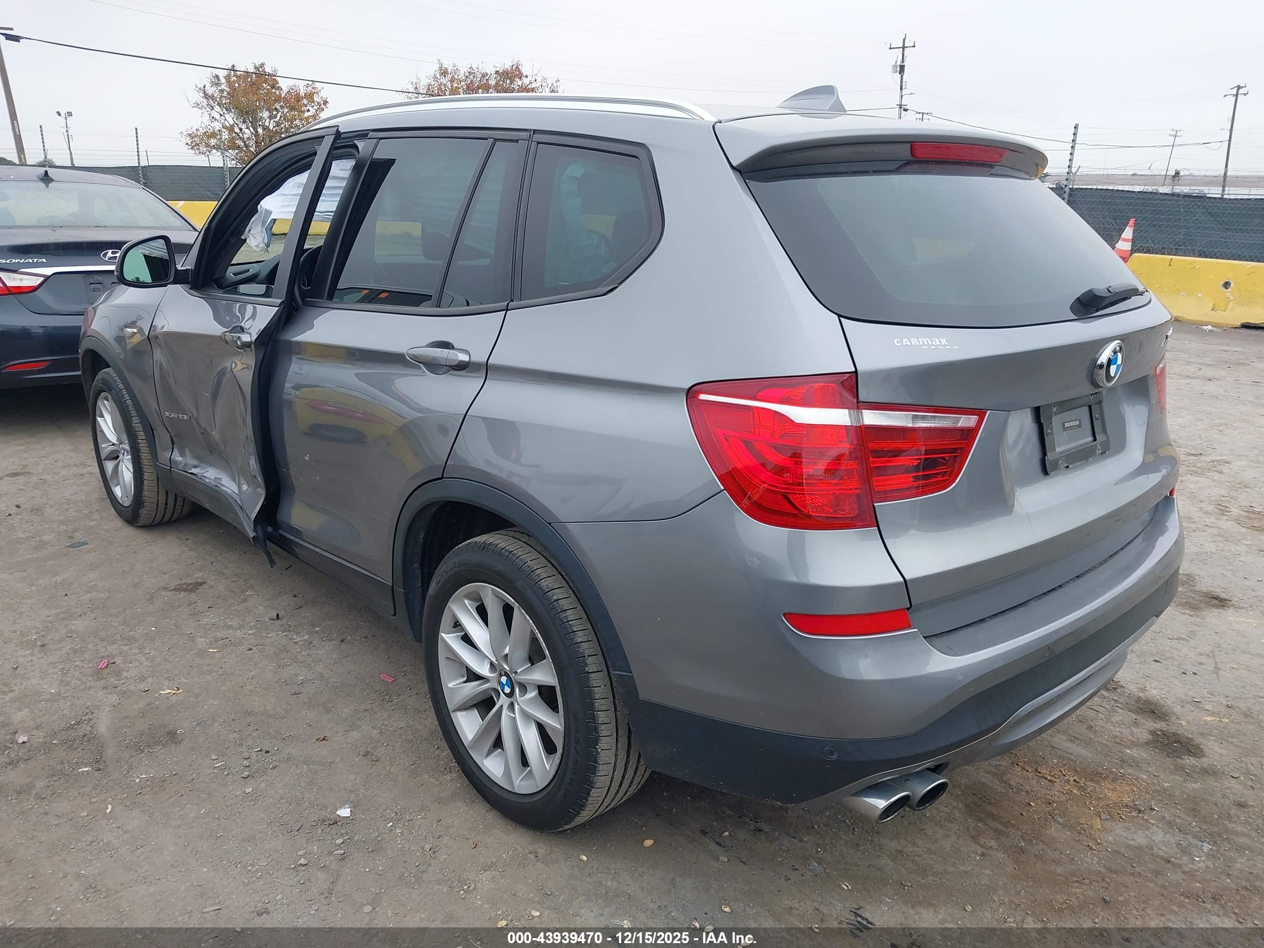 BMW X3 image 3