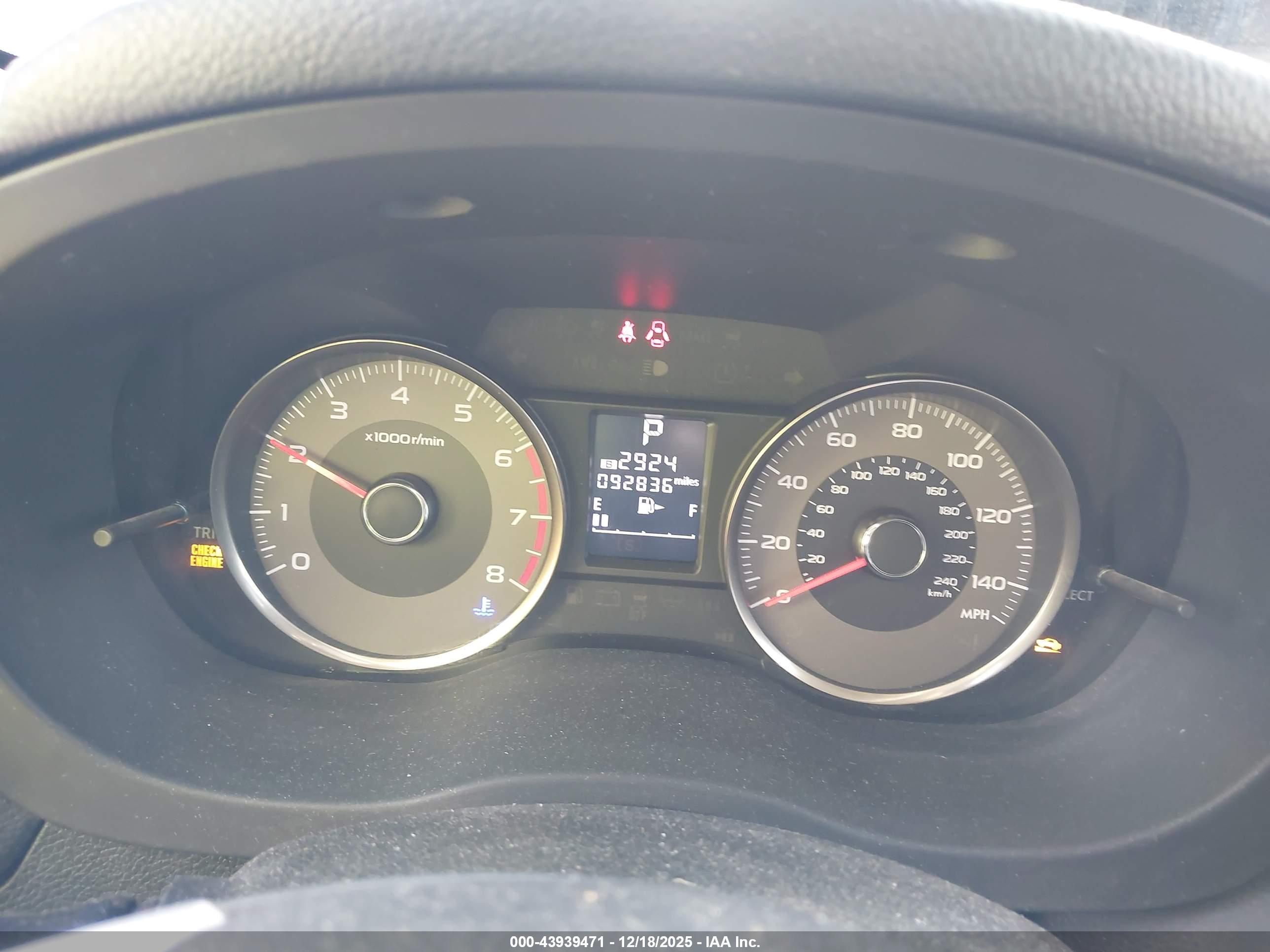 SUBARU FORESTER image 7
