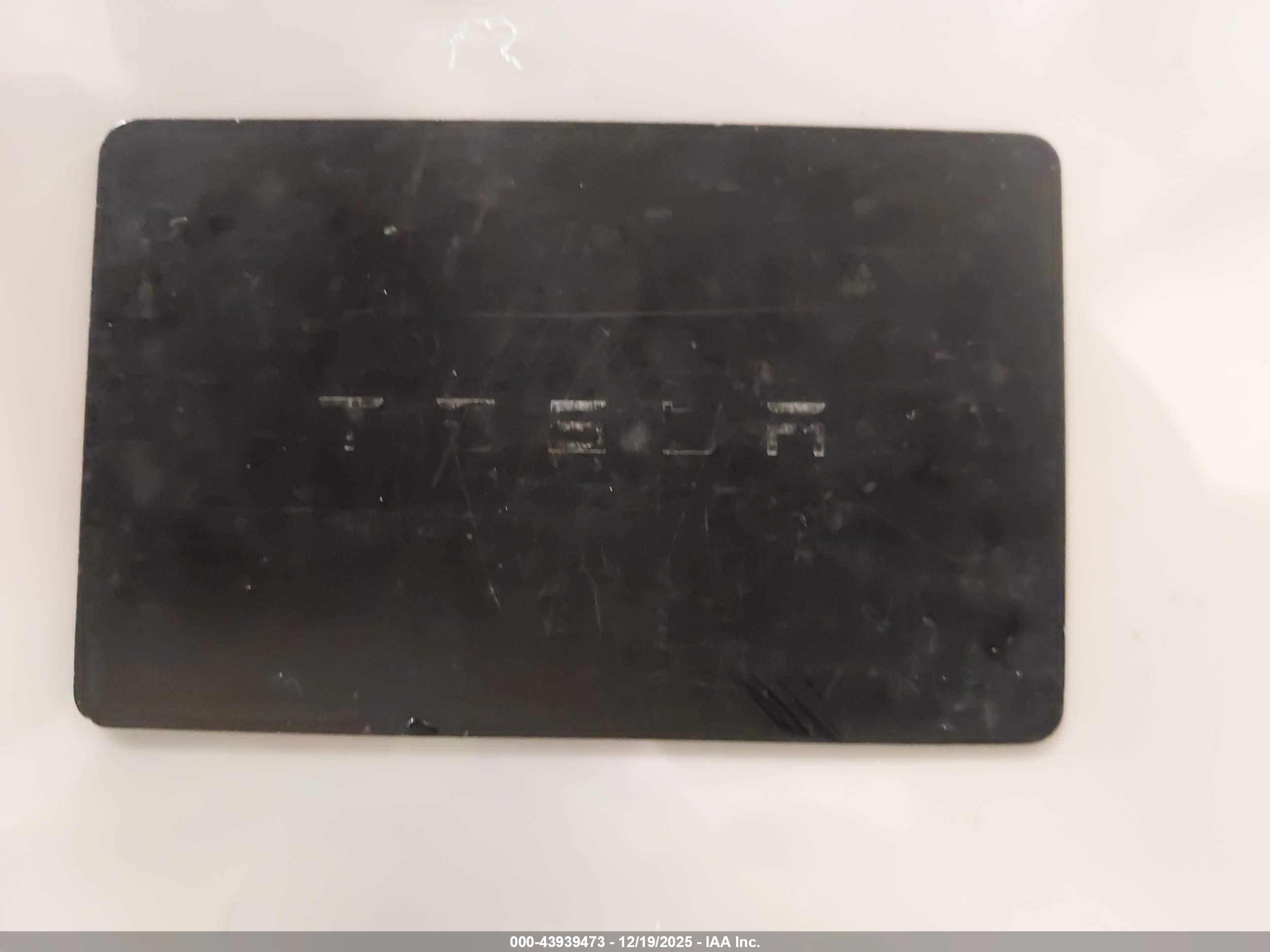 TESLA MODEL image 11