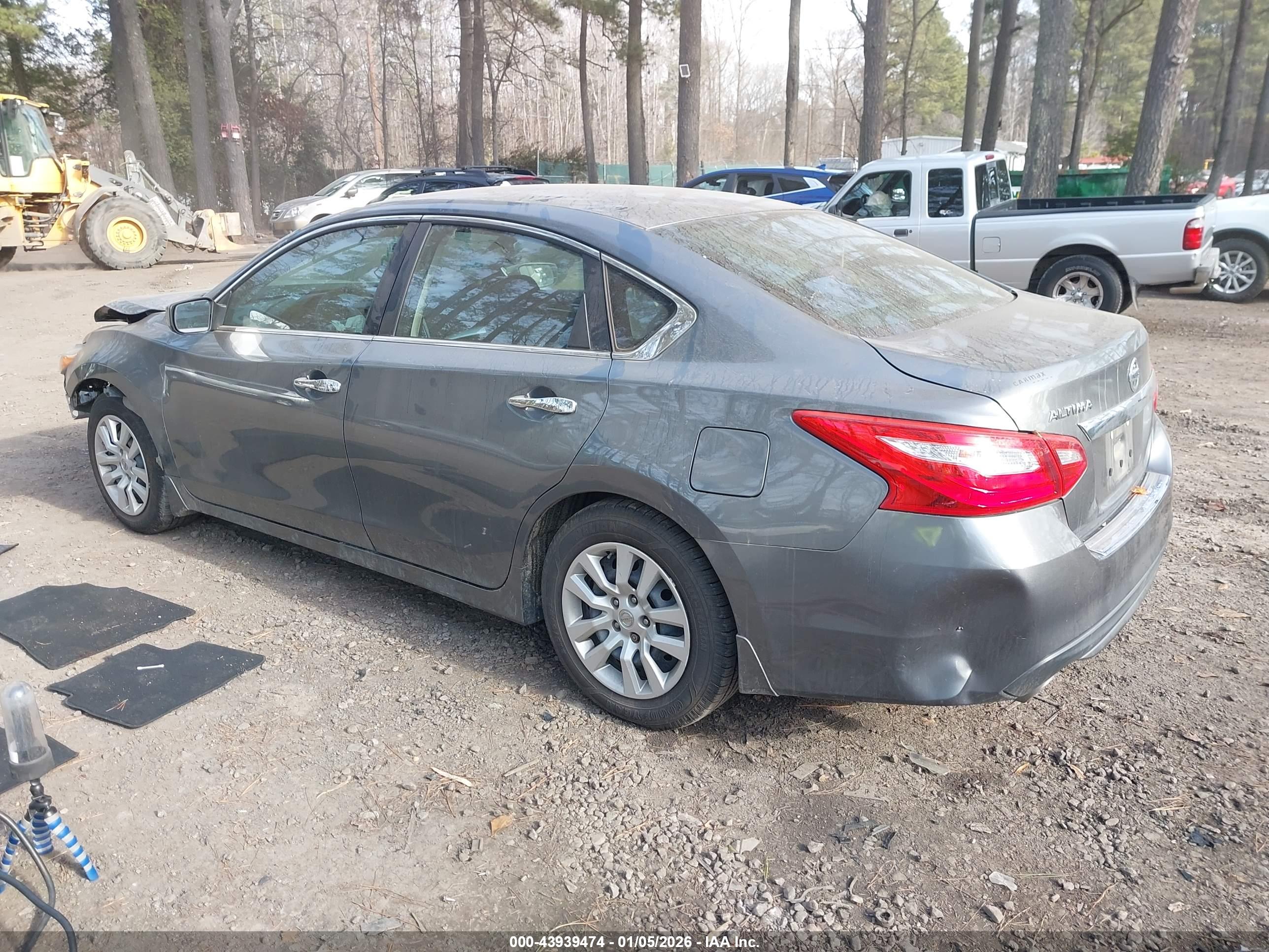 NISSAN ALTIMA image 3
