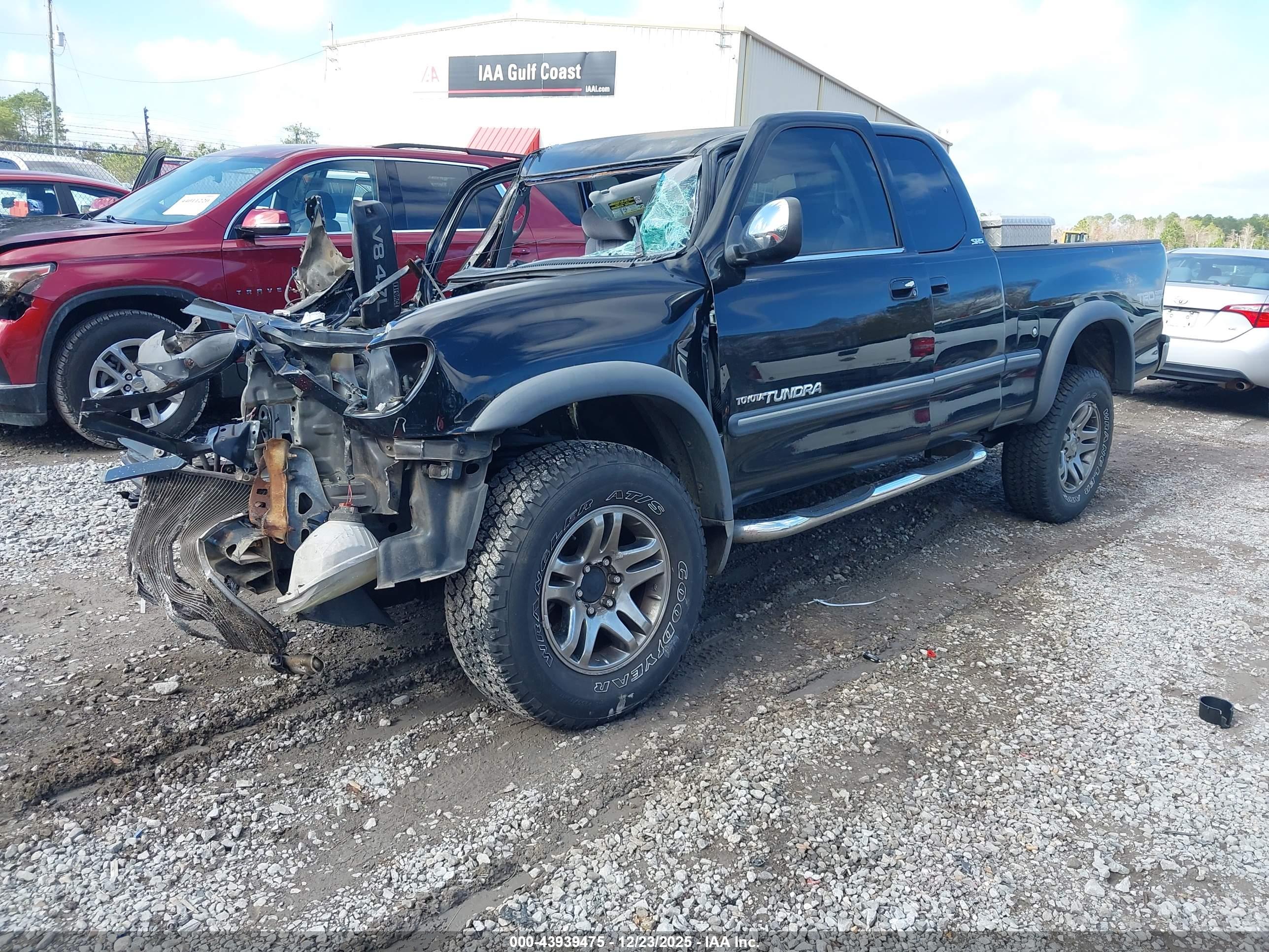 TOYOTA TUNDRA image 2