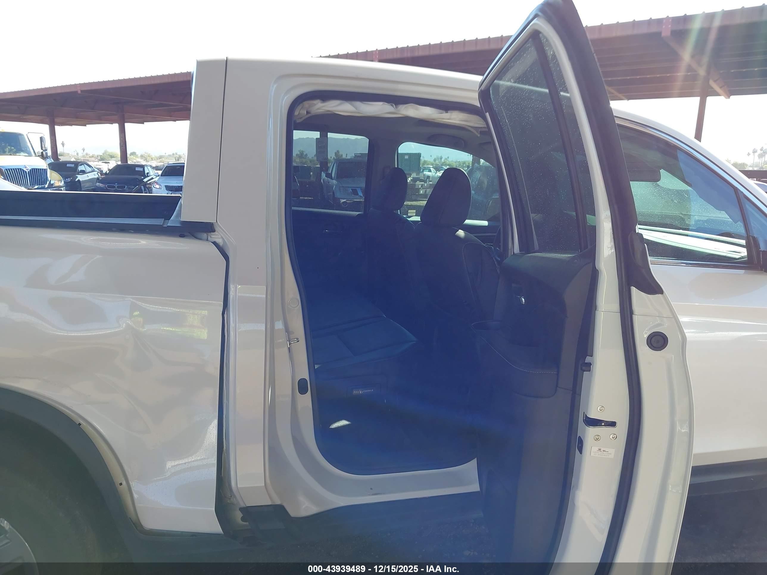 HONDA RIDGELINE image 8
