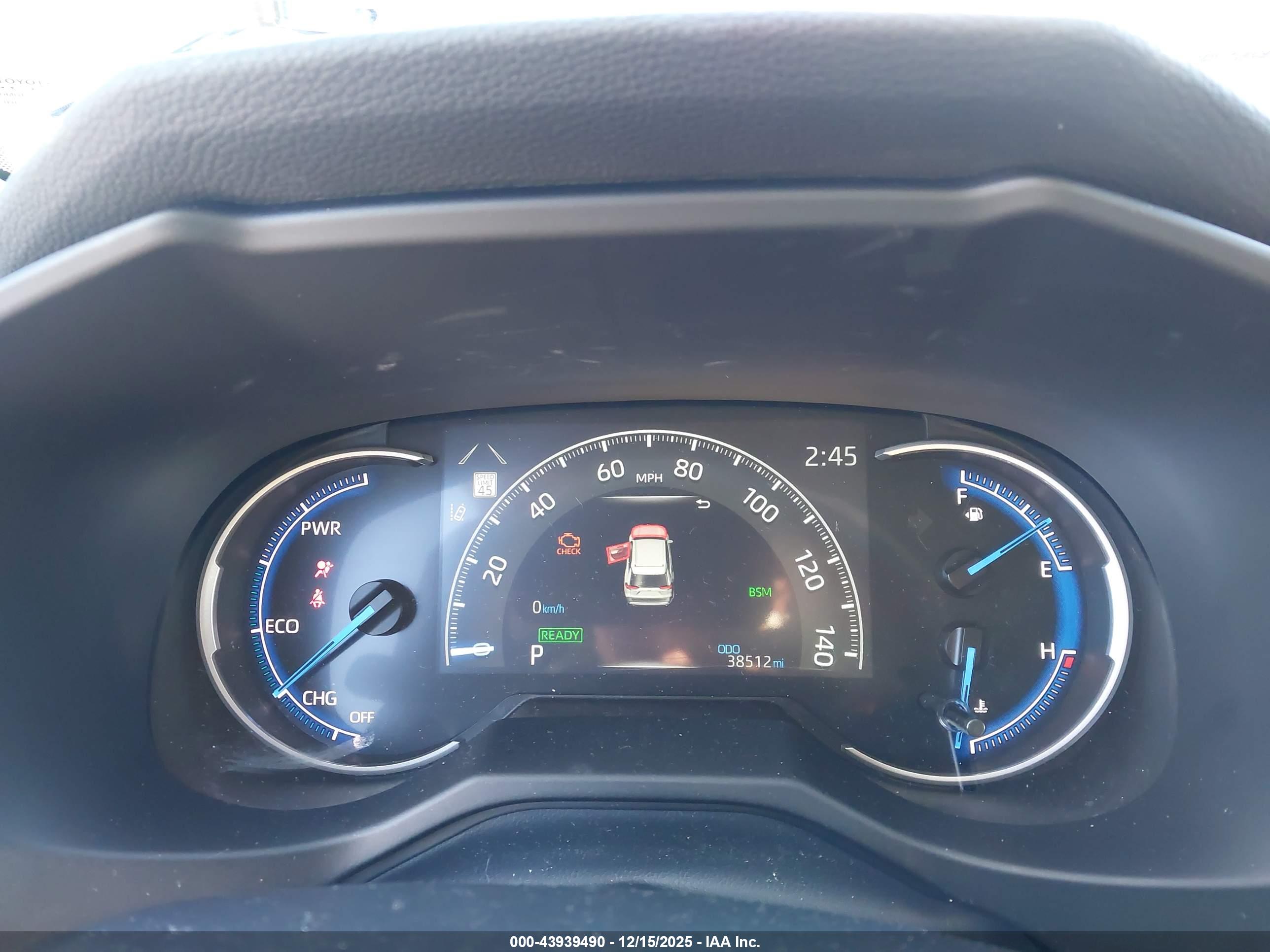 TOYOTA RAV4 image 7