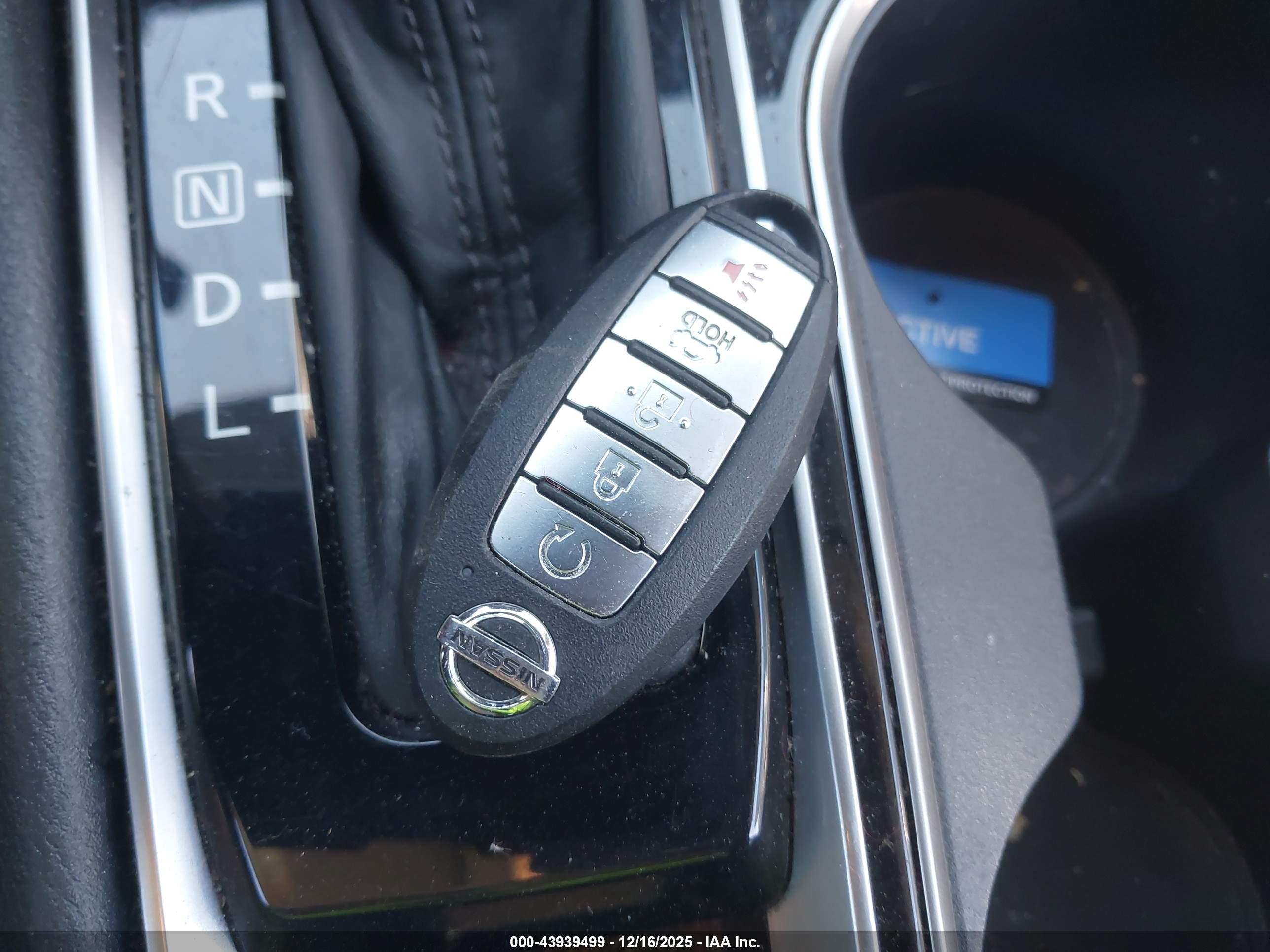 NISSAN ALTIMA image 11