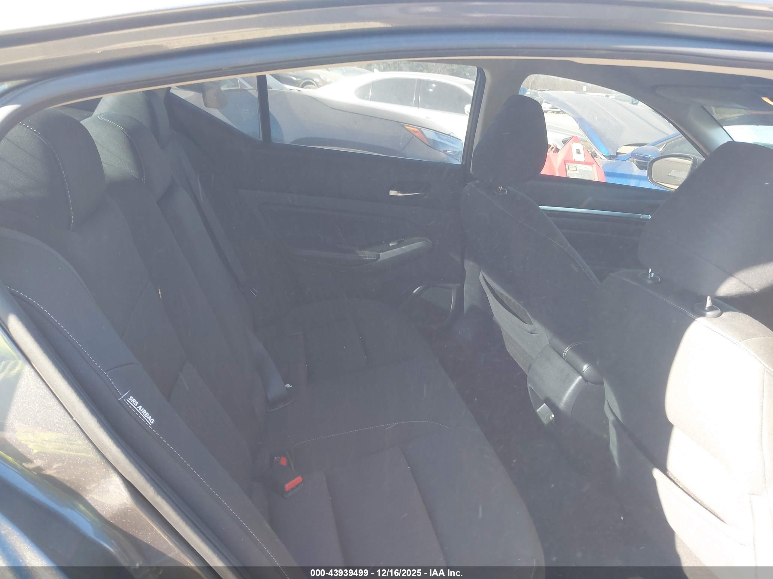 NISSAN ALTIMA image 8