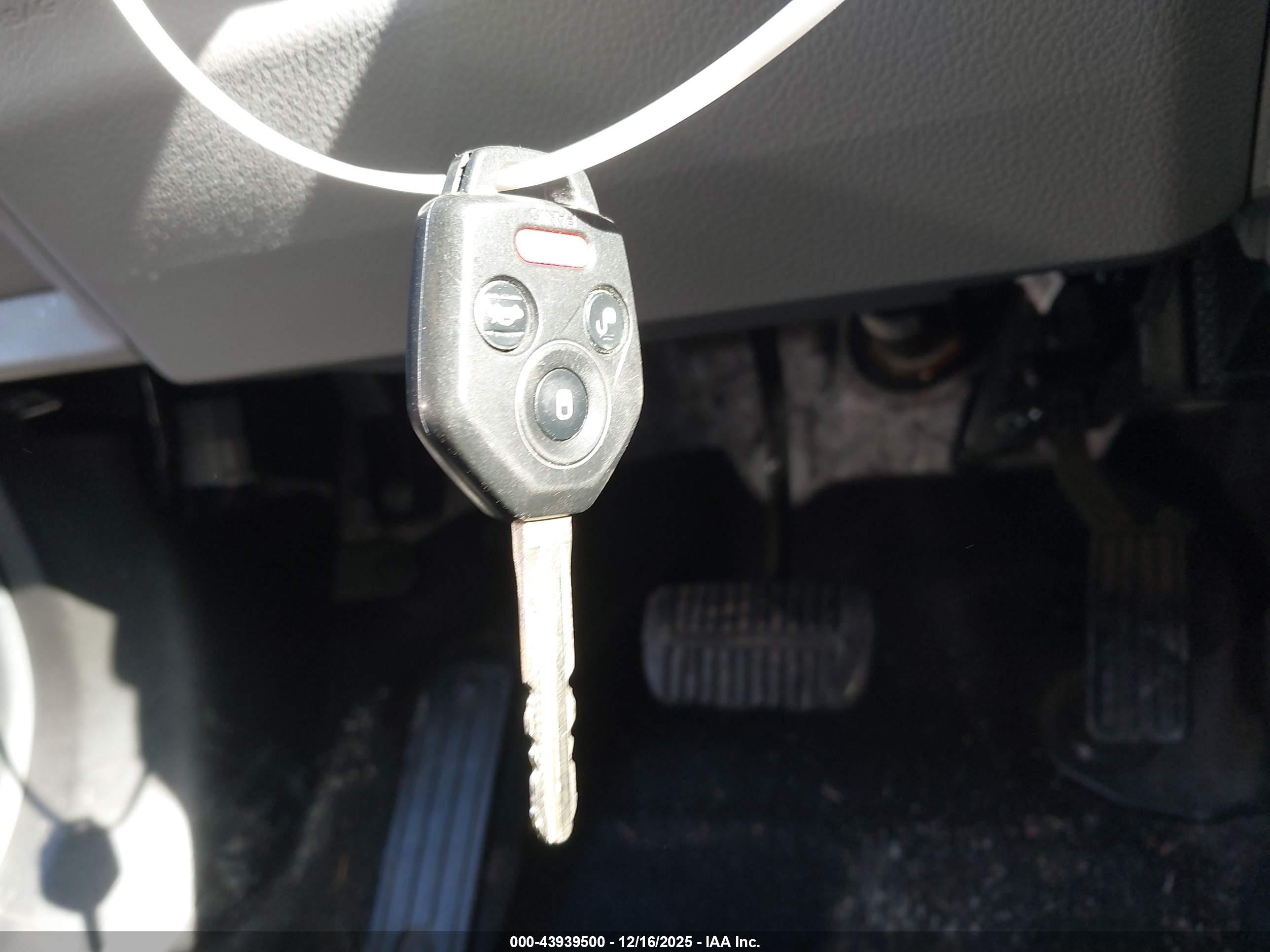 SUBARU FORESTER image 11
