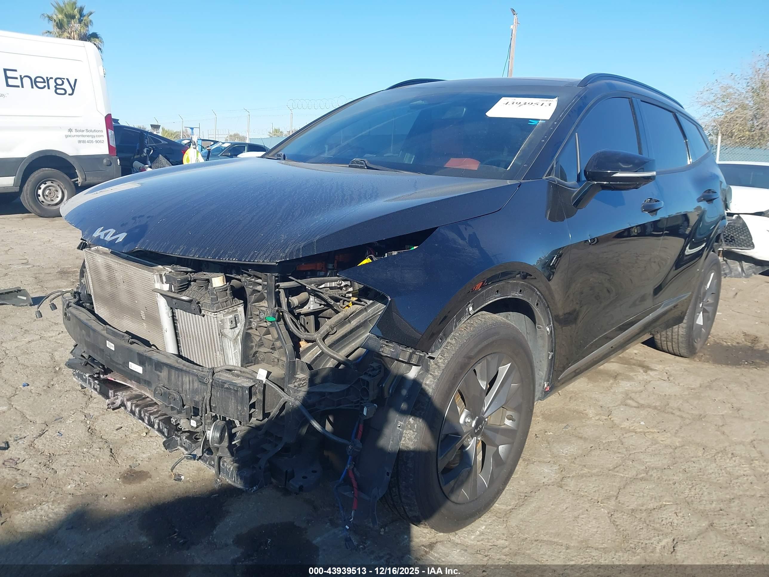 KIA SPORTAGE image 2