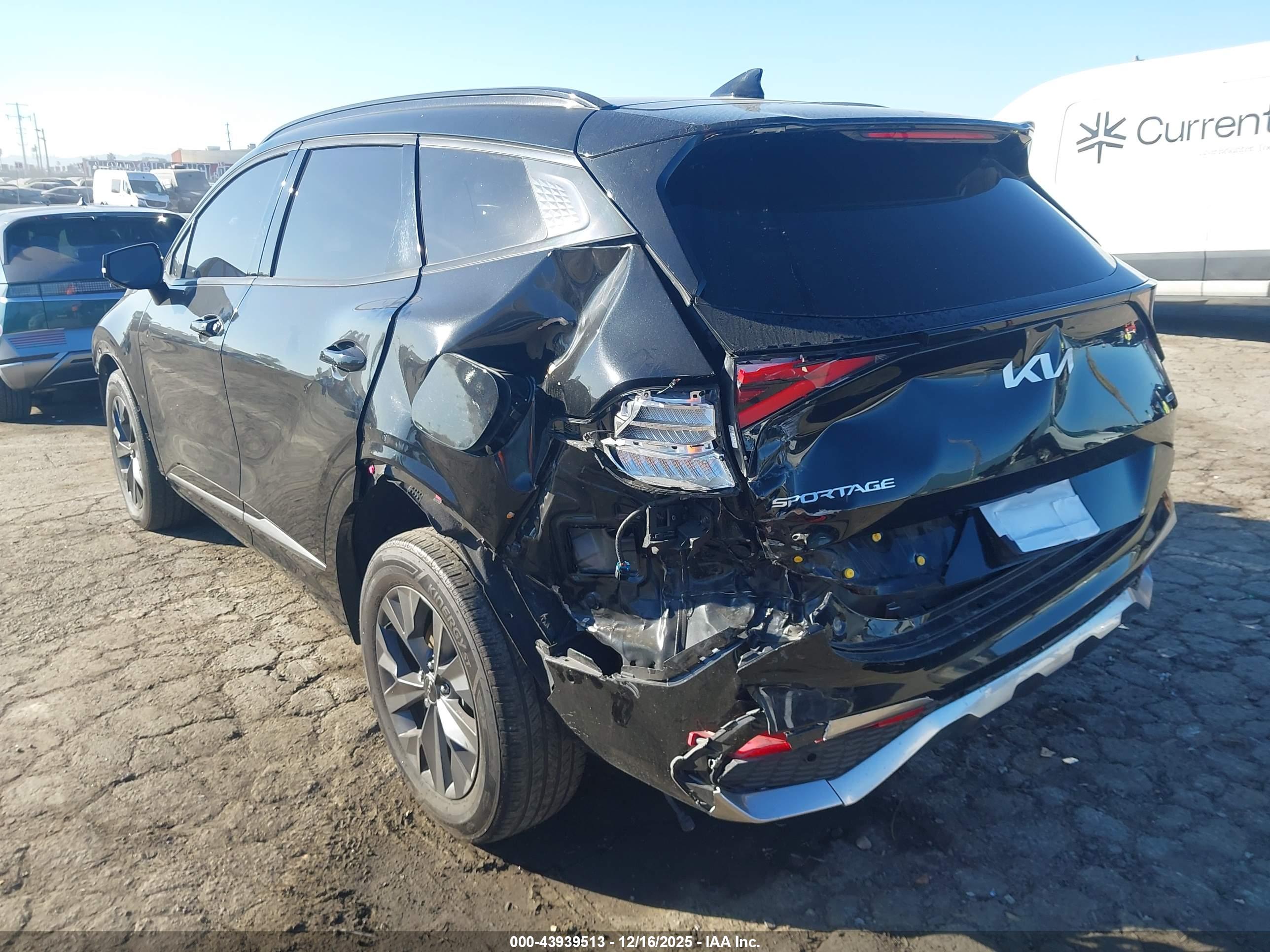 KIA SPORTAGE image 3
